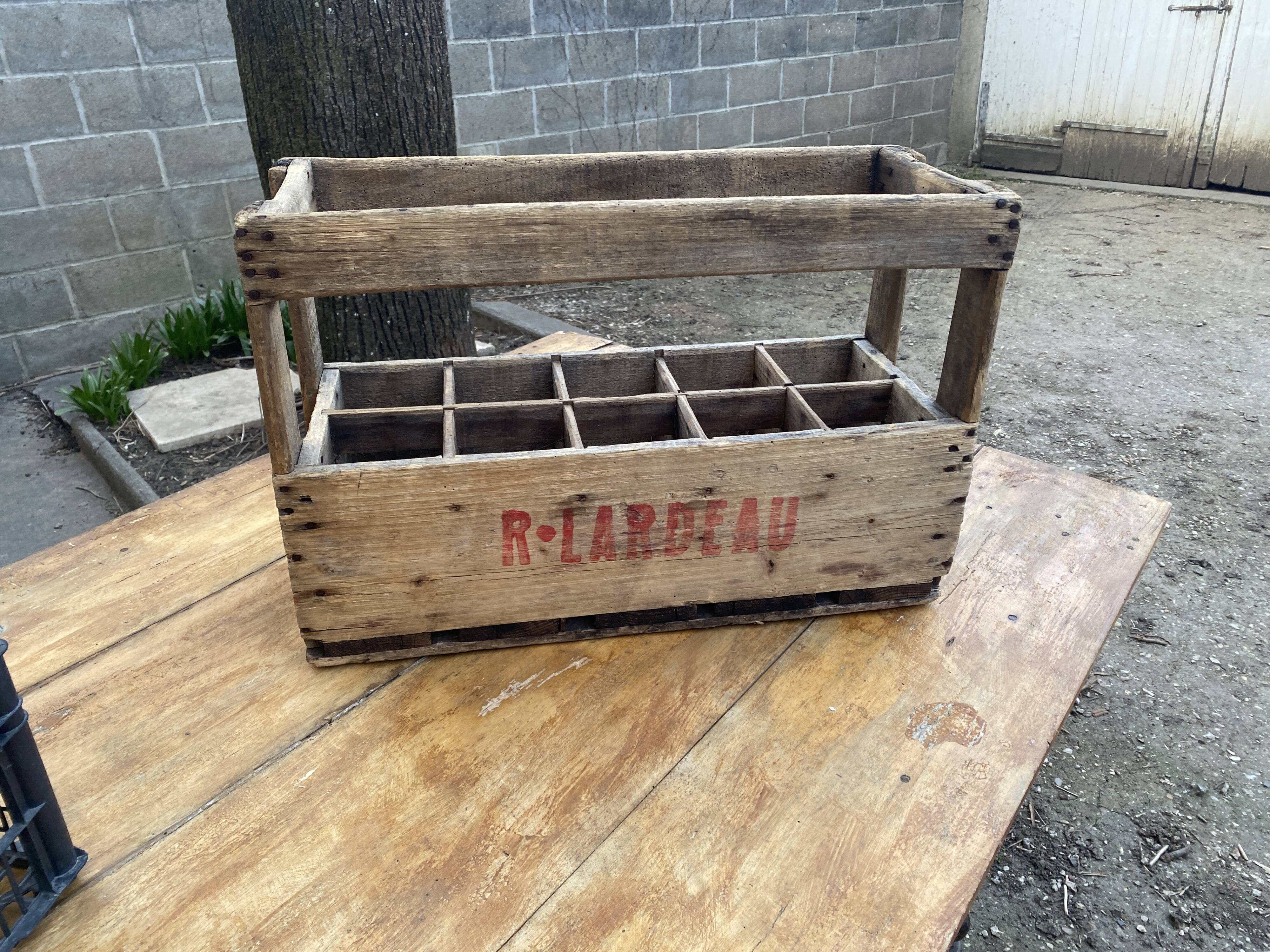 Bottle holder locker