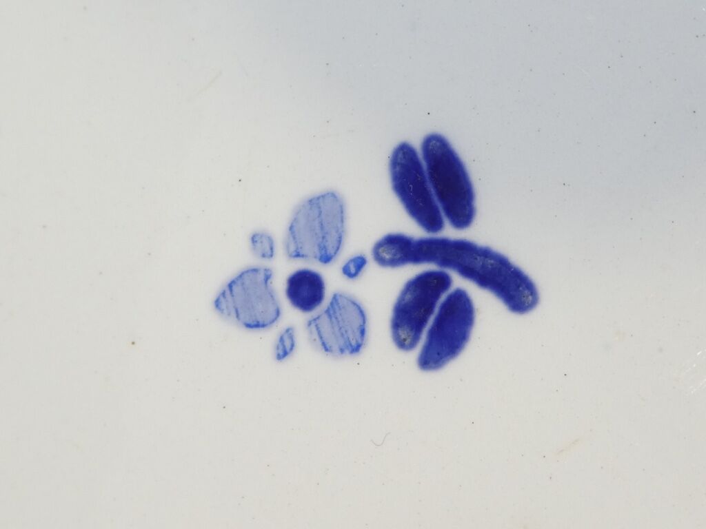 6 dessert plates in faience new model geneve small blue flower