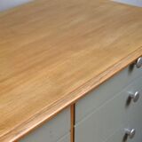 Compass legs sideboard
