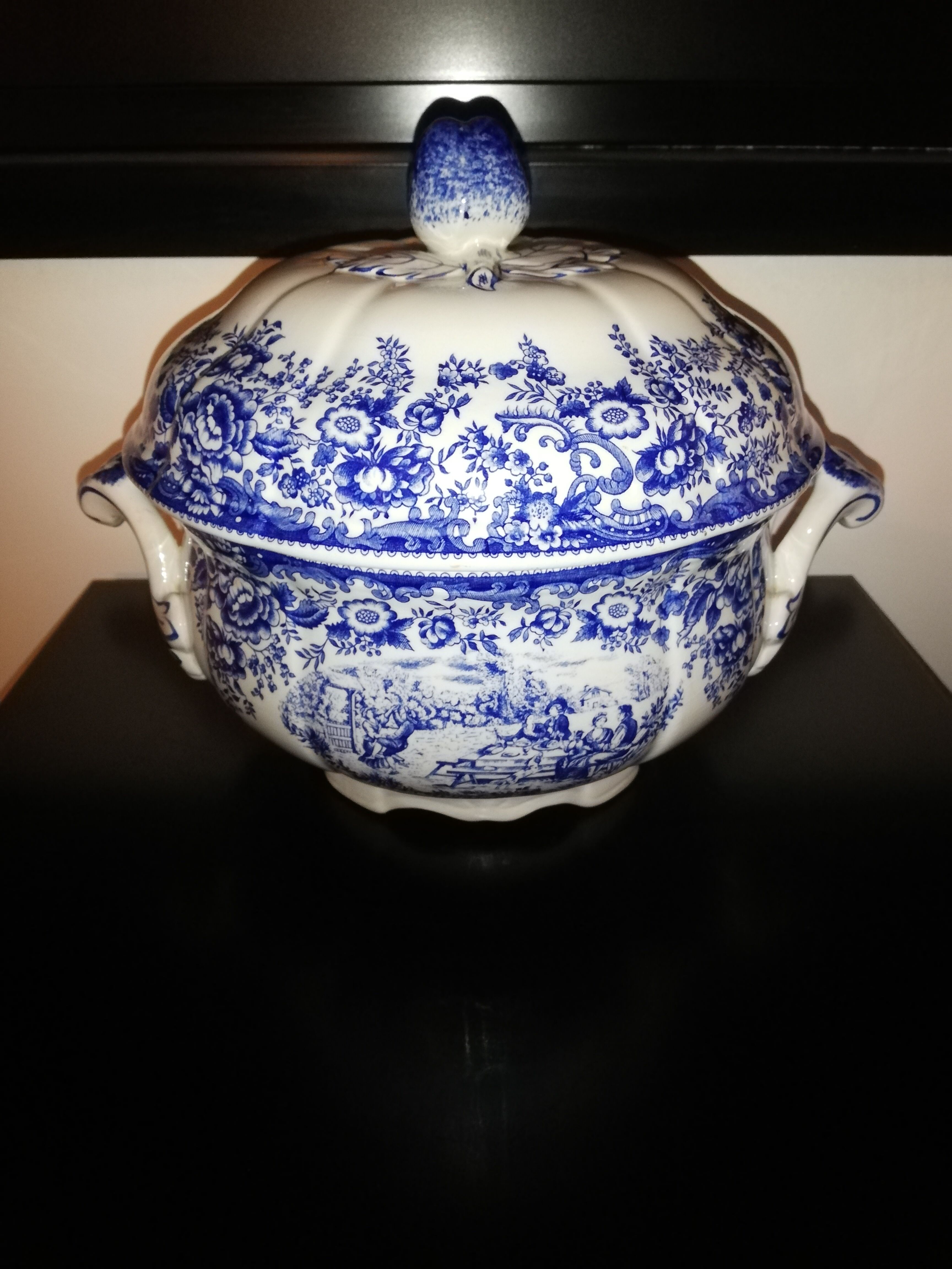 Porcelain soup bowl Lunéville KG