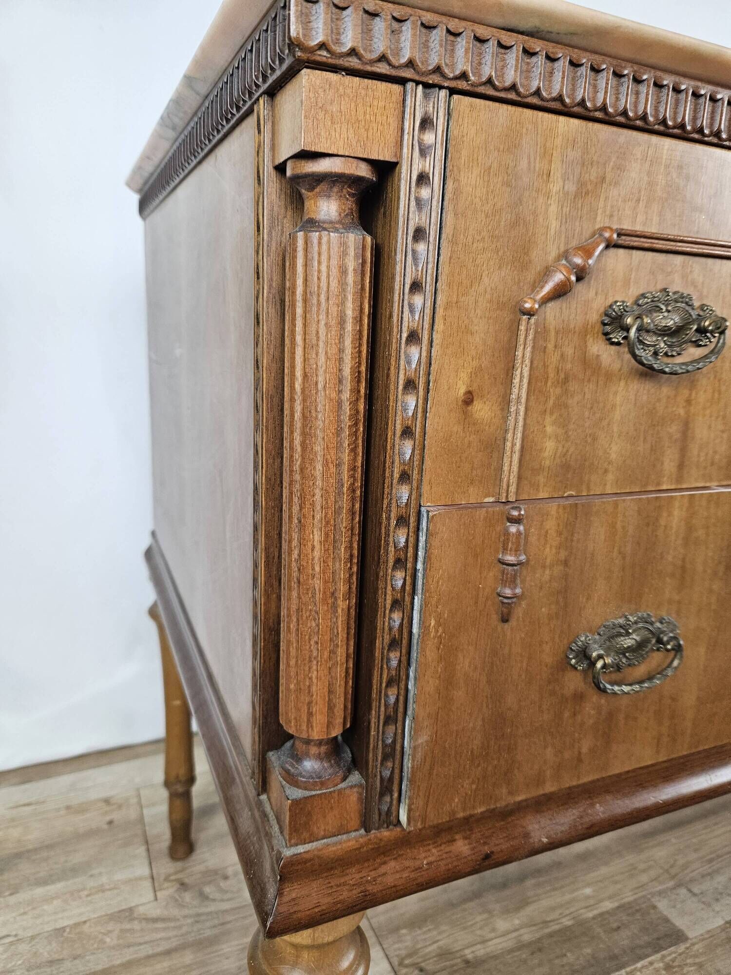 1980s chest of drawers with marble top and four drawers