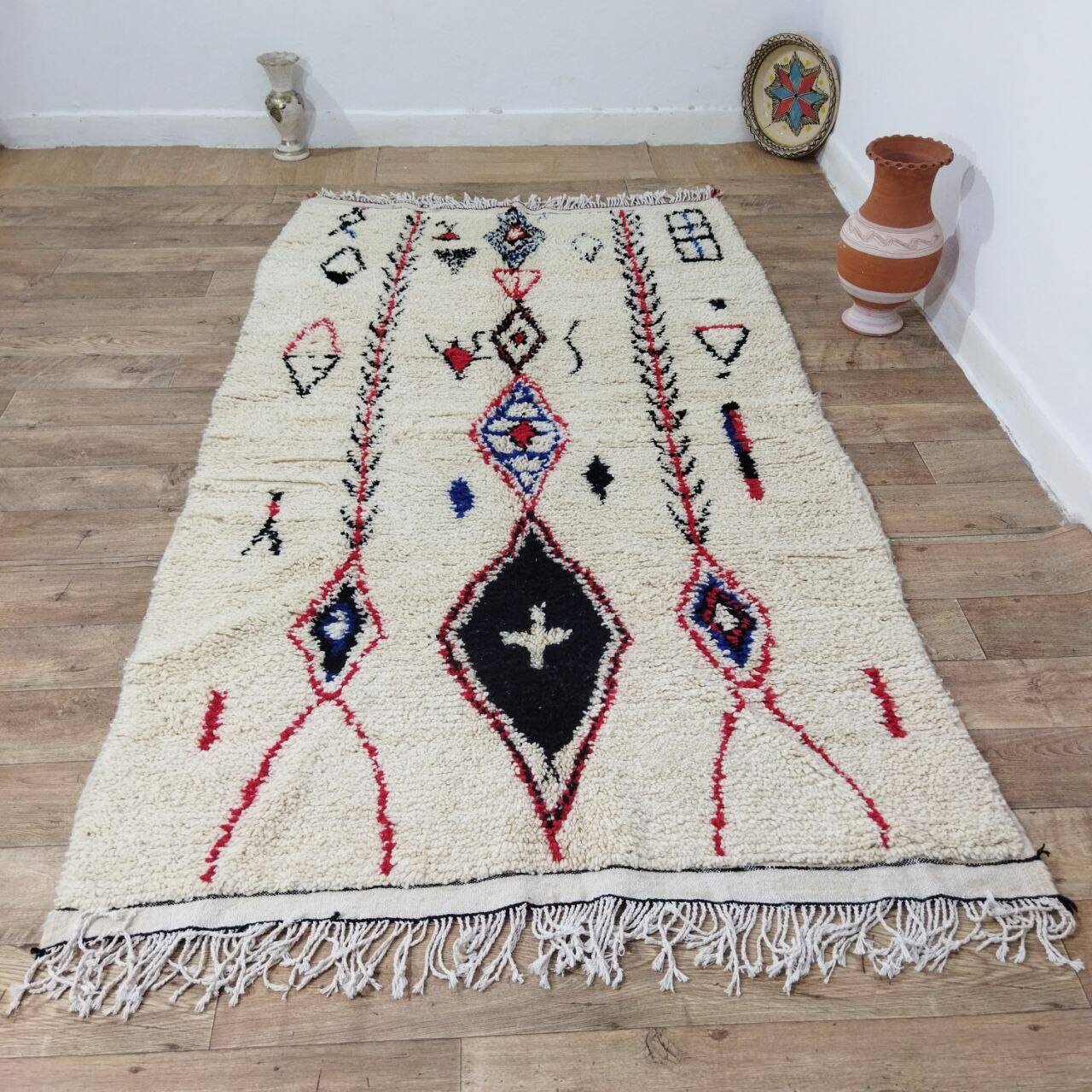 Handmade Moroccan Berber Rug 260 X 147 CM