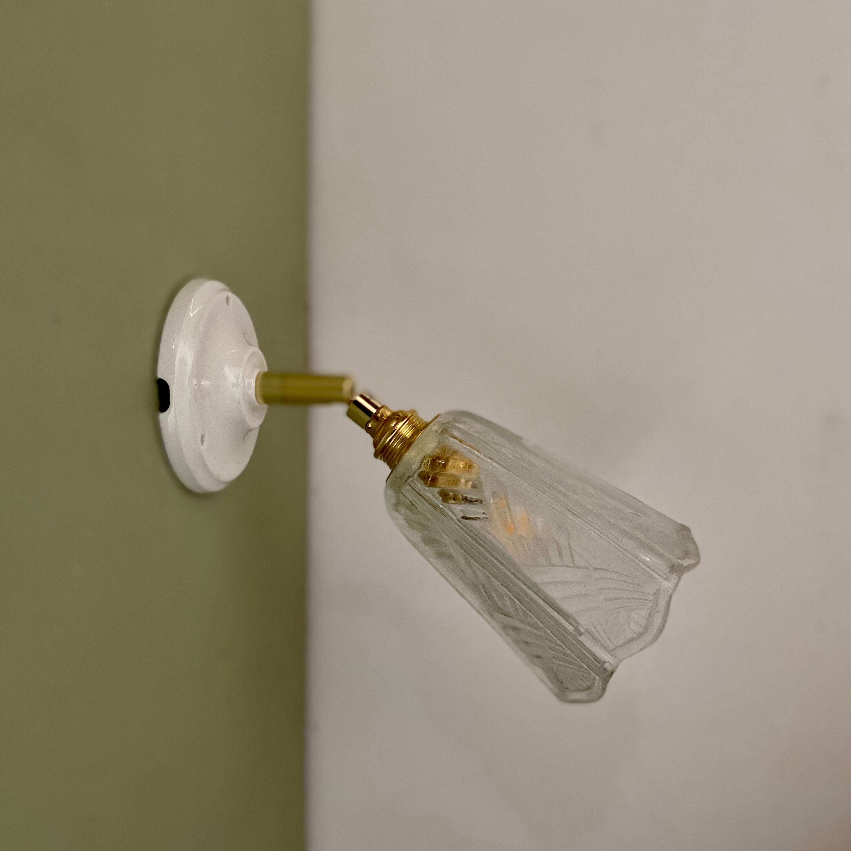 Applique tulipe vintage art déco en verre dépoli Selency