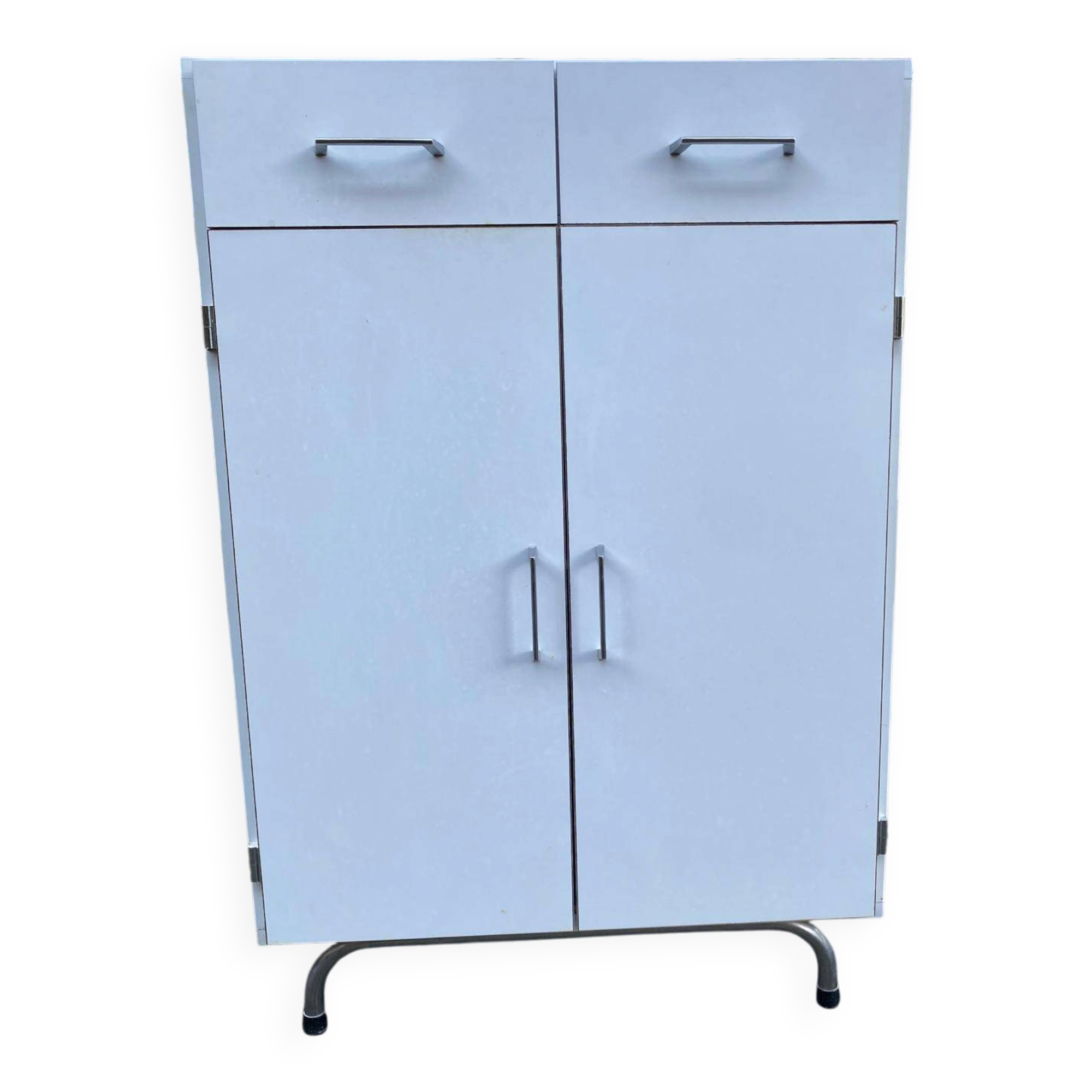 Vintage white wooden bathroom furniture — Chrome legs 70s design
