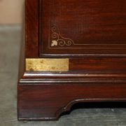 Commode vintage anglo-indienne en bois dur avec incrustations en laiton