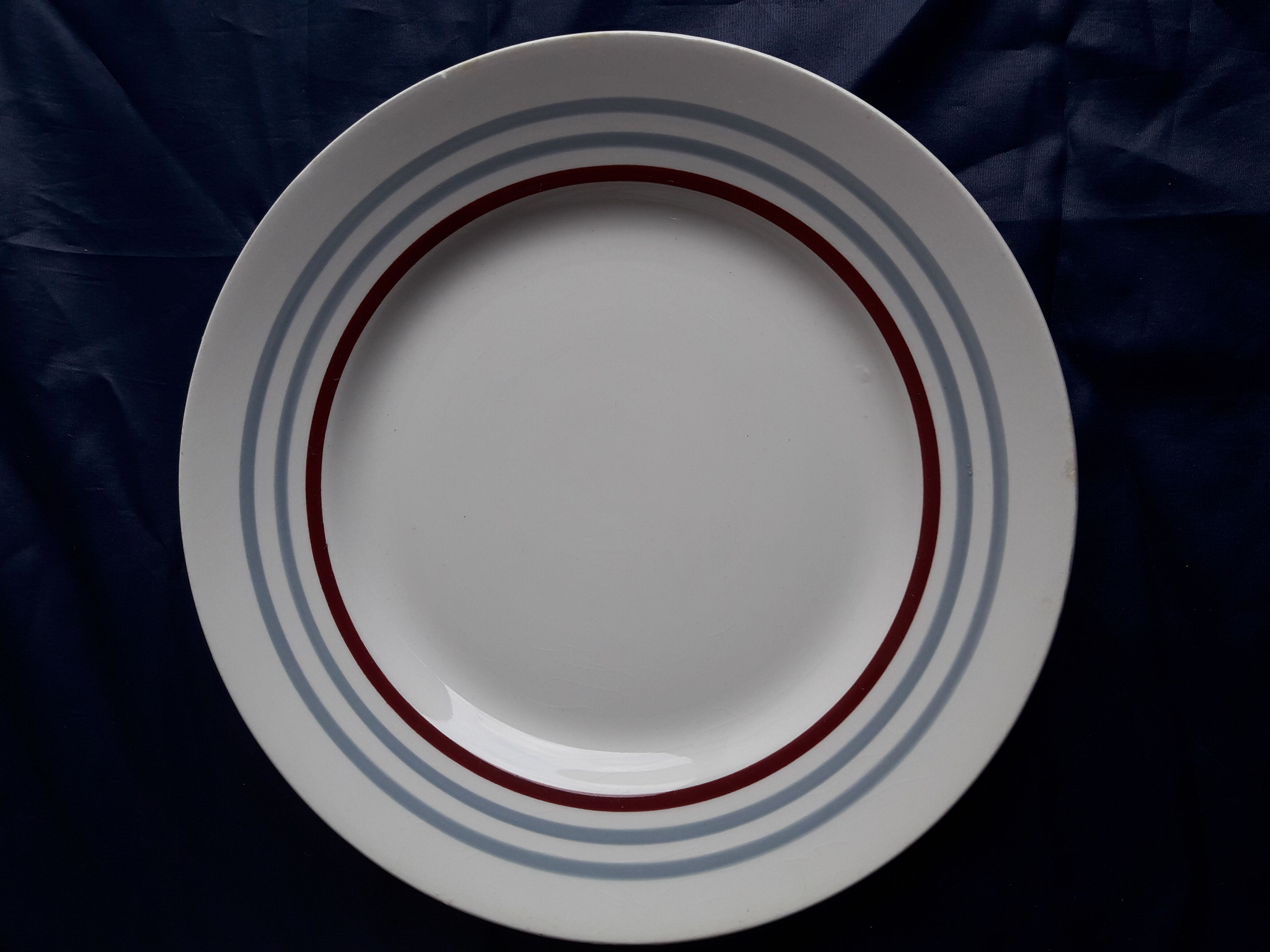 6 plates of Orchies model Stanislas diam 23 cm