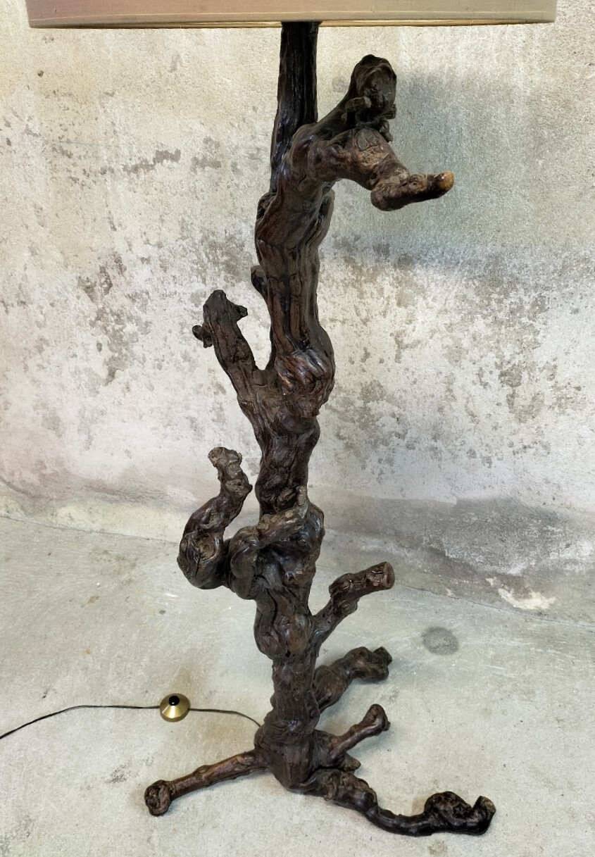 Vine wood floor lamp