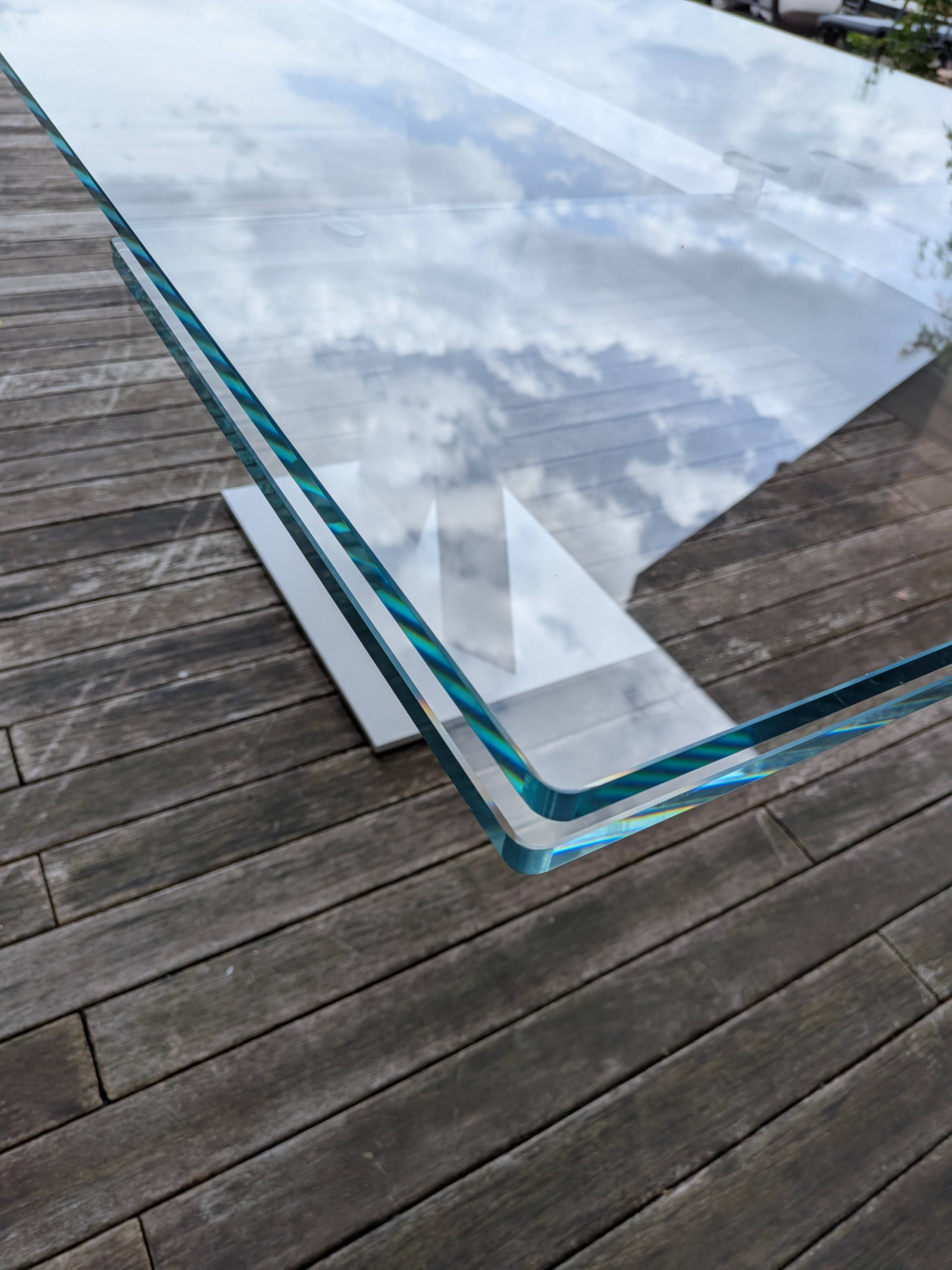Roche Bobois table model Axel white