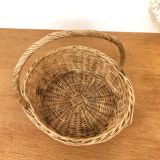 Natural wicker presentation basket