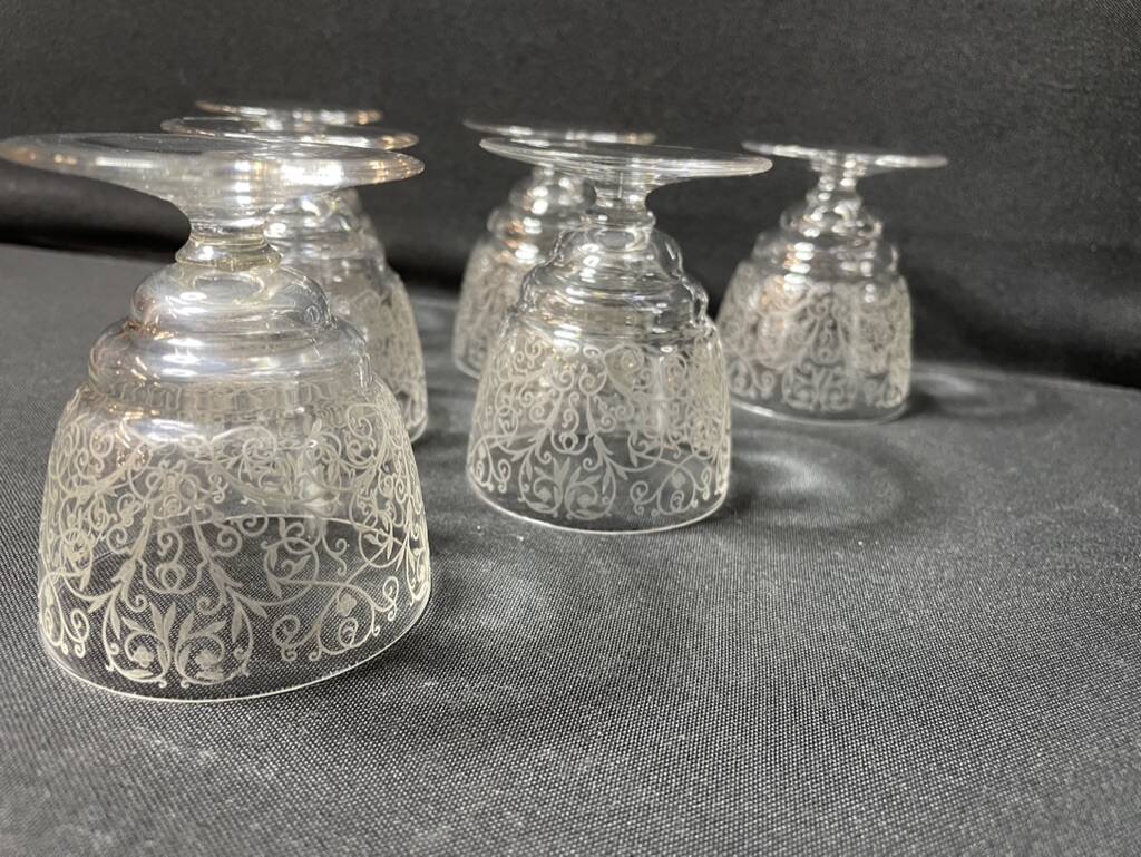 6 stamped Baccarat Lulli wine glasses