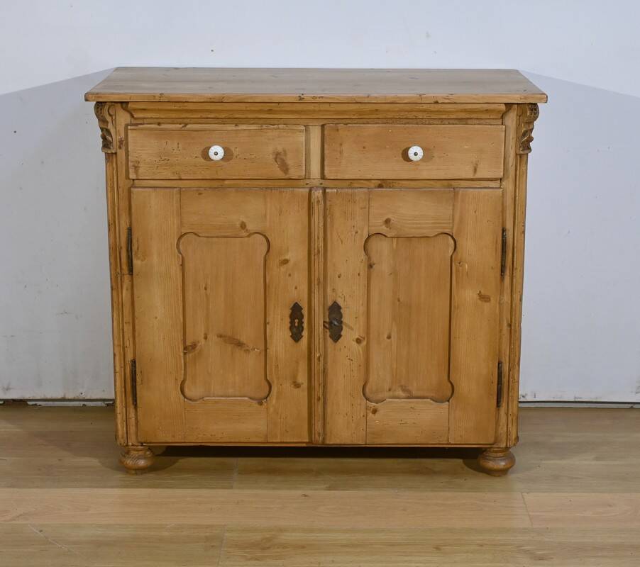 Pine Sideboard – Early 20th Century