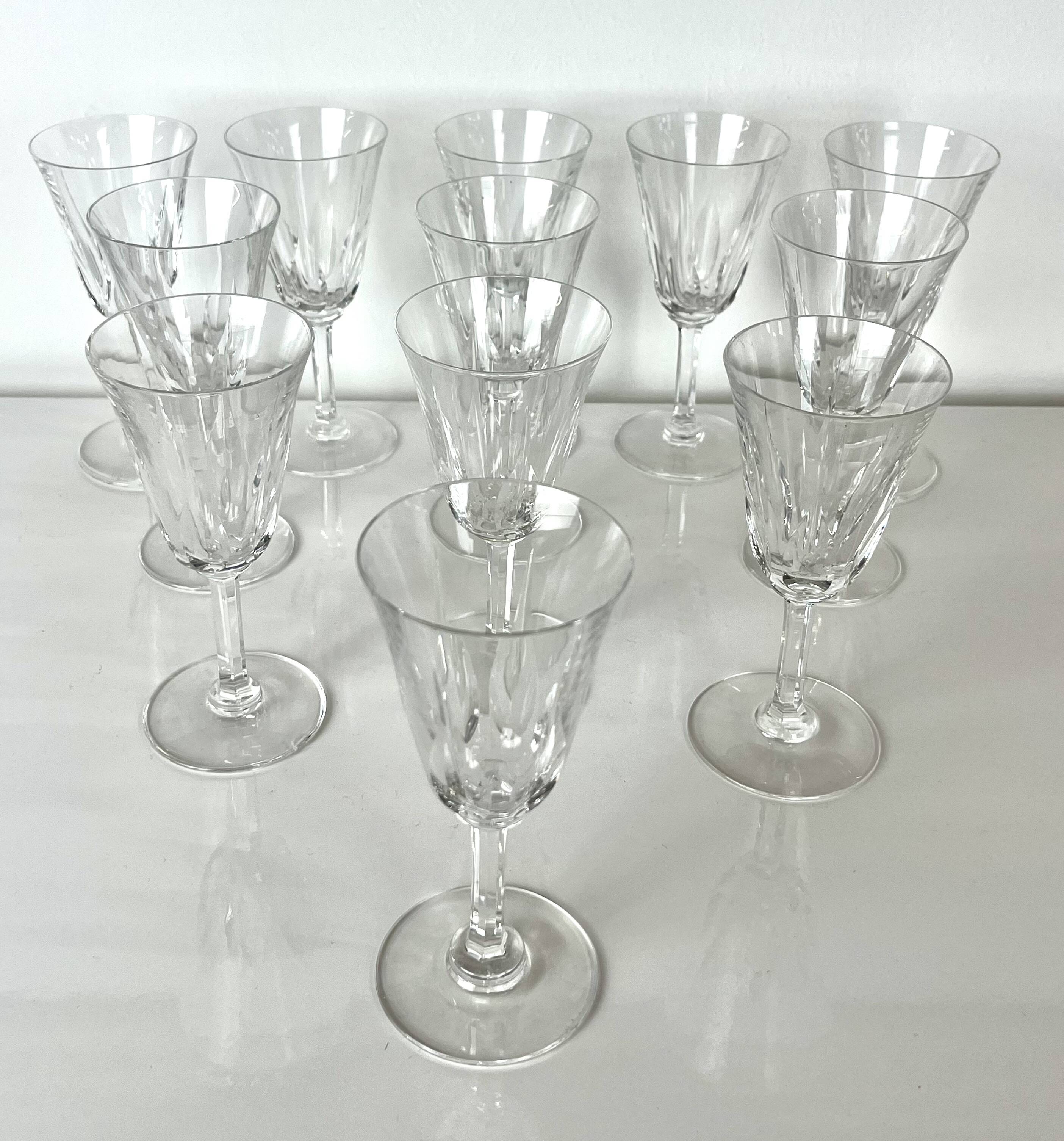 12 Saint-Louis wine glasses "Cerdagne" model - 359012