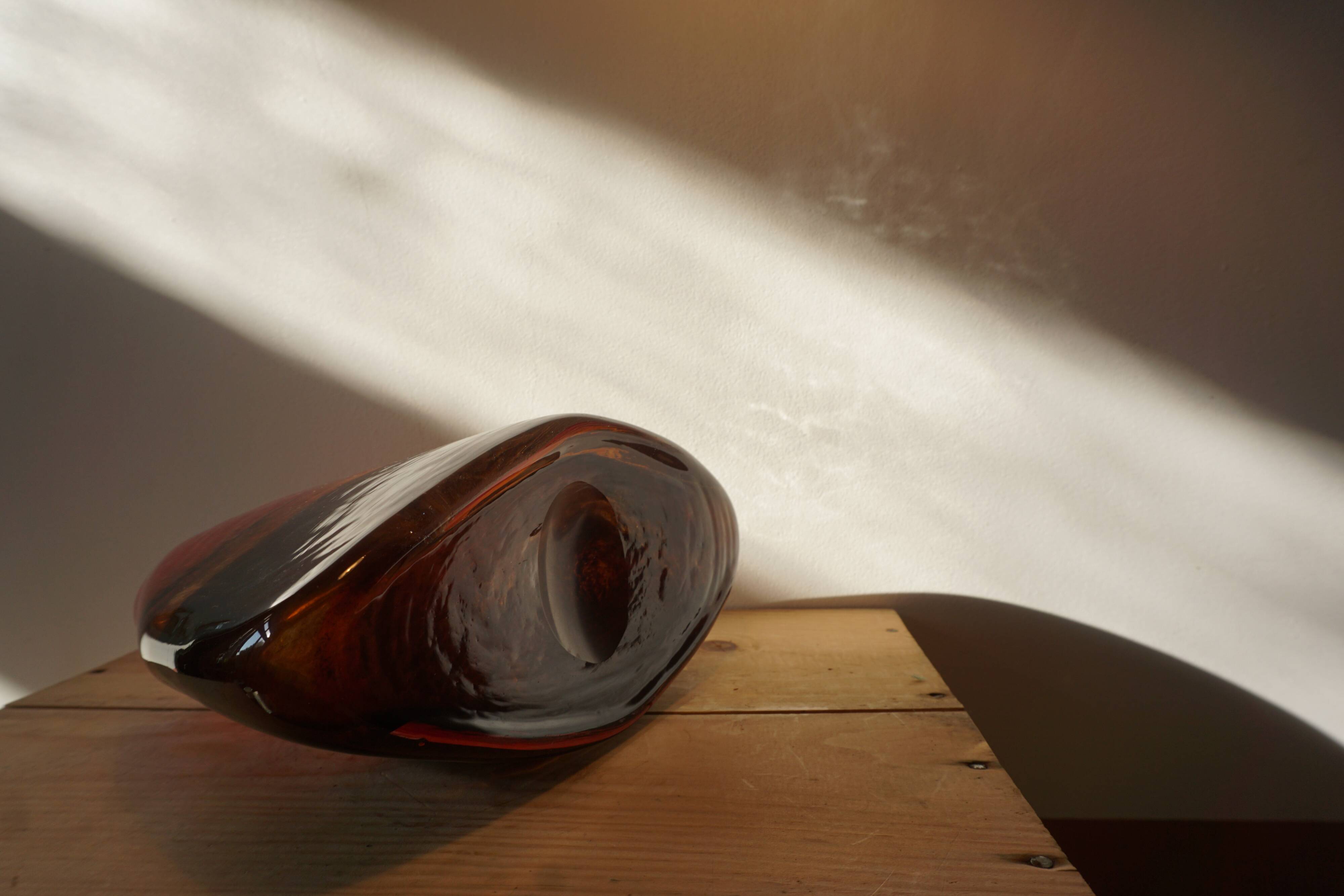 Vase contemporain en verre soufflé