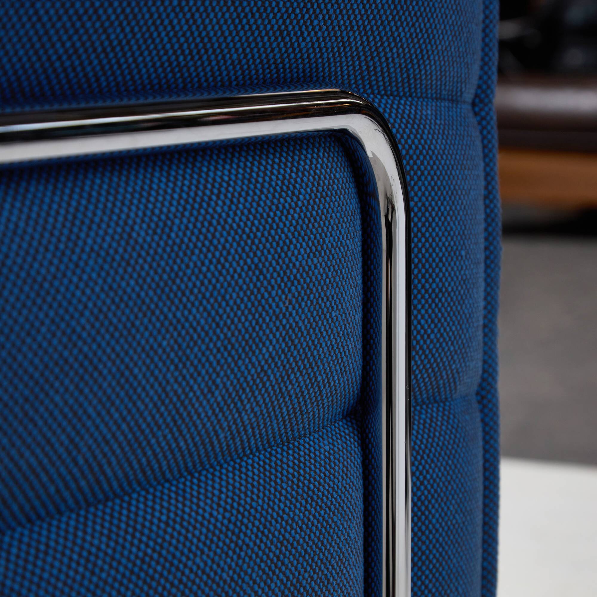 Alcove Xtra High two-seater sofa by Ronan & Erwan Bouroullec for Vitra