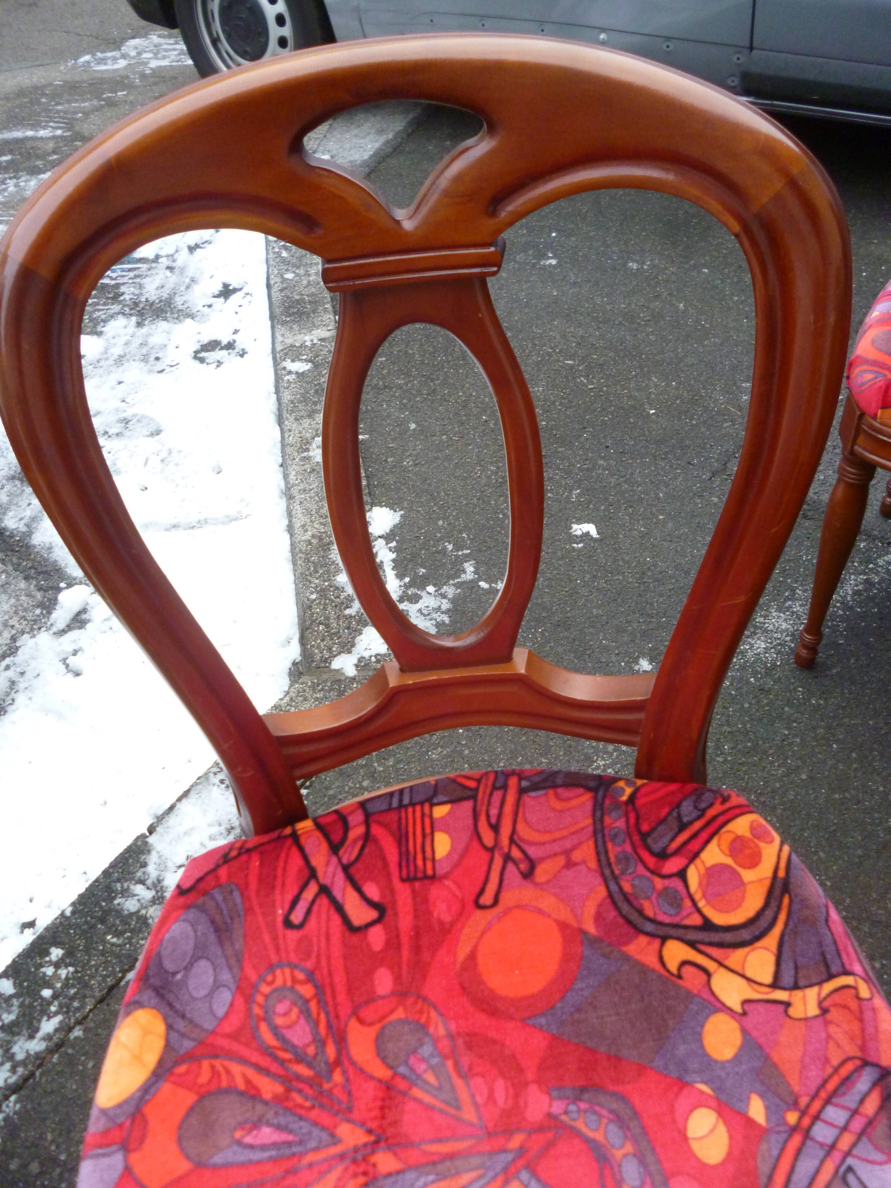 Suite of 6 Louis Philippe style cherry chairs