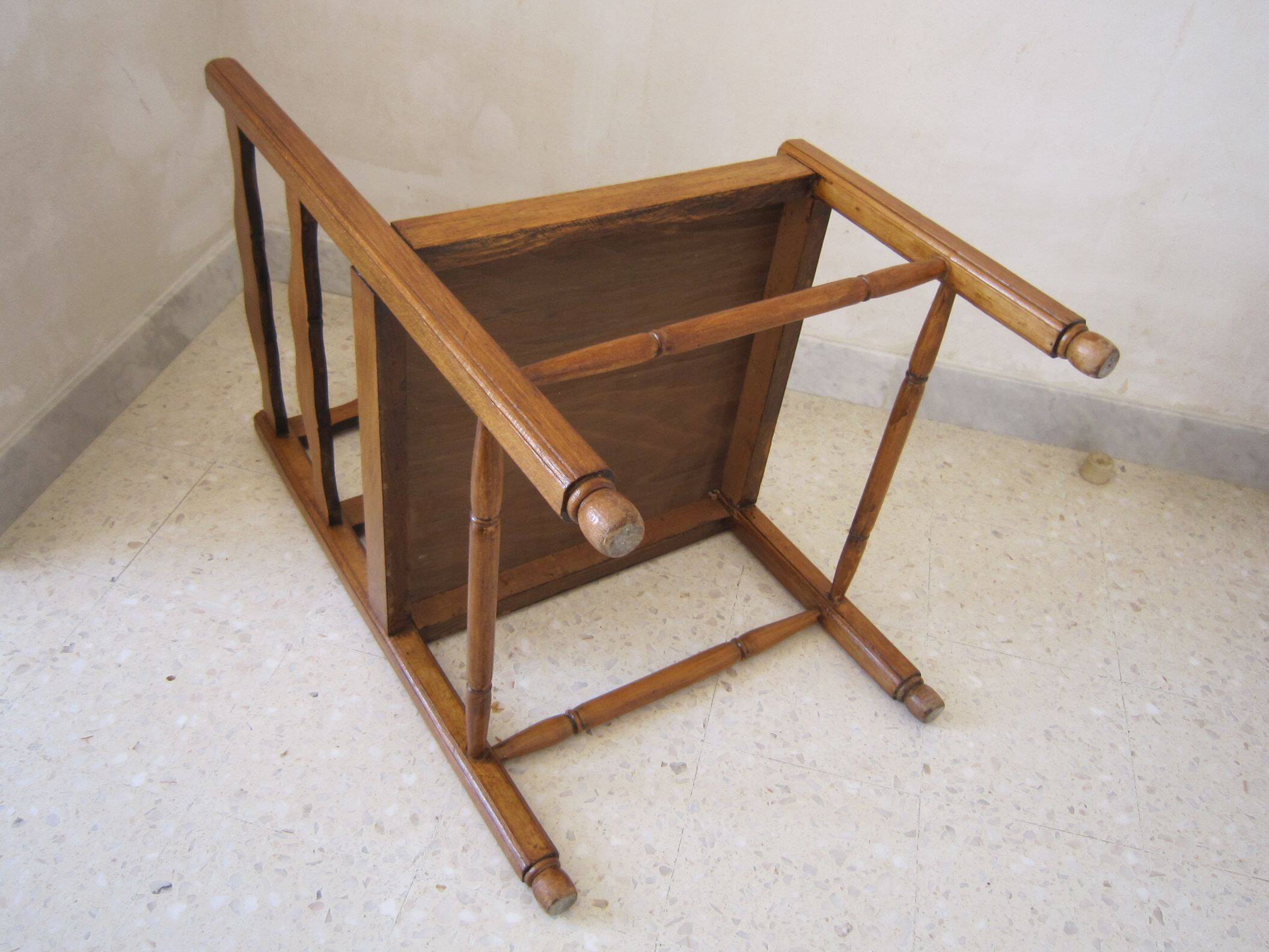 WOODEN CORNER CHAIR "FIREPLACE CORNER"