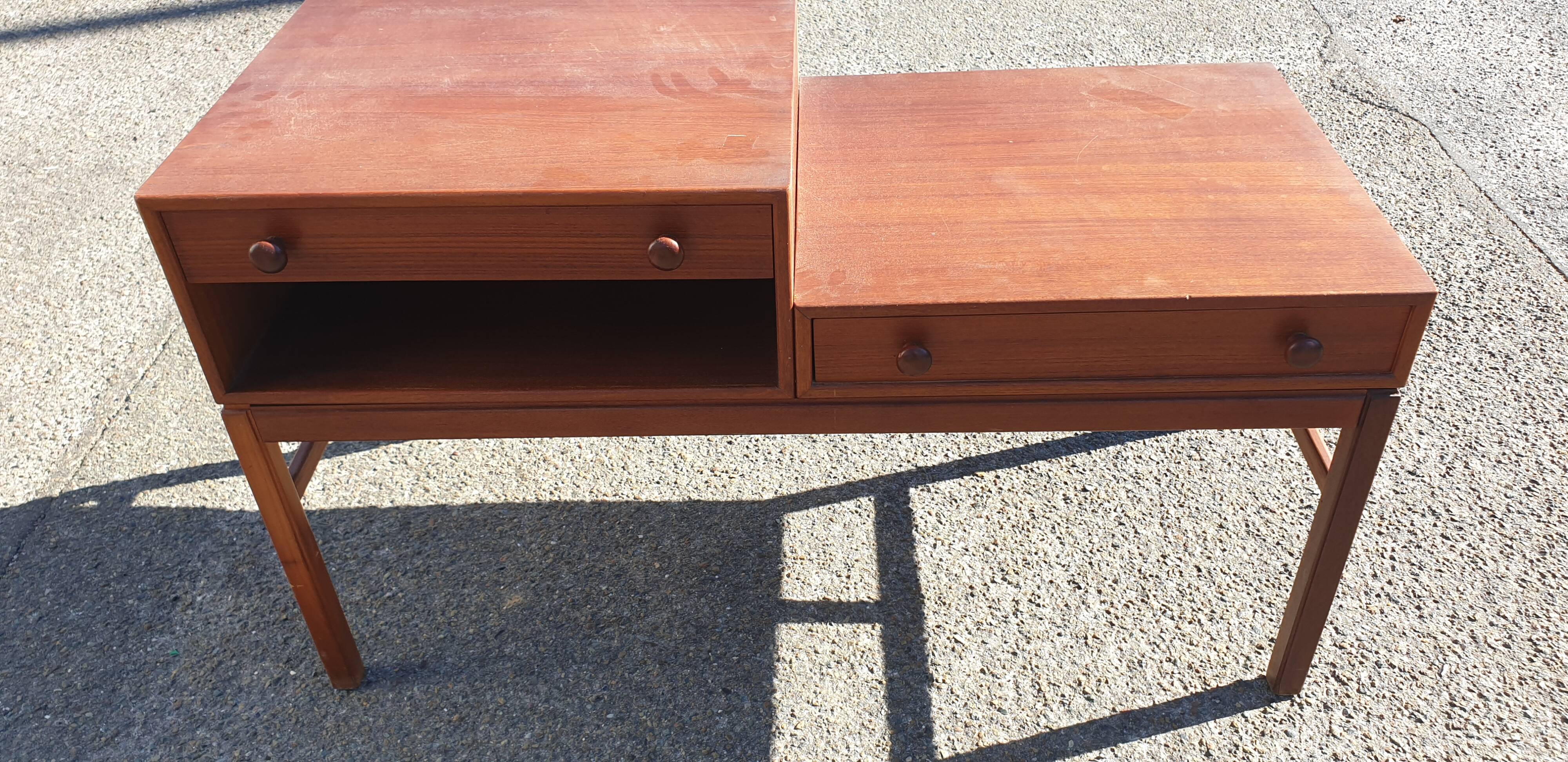 Desing 60 entry cabinet in swedish teak