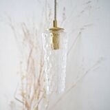 Chiseled glass suspension