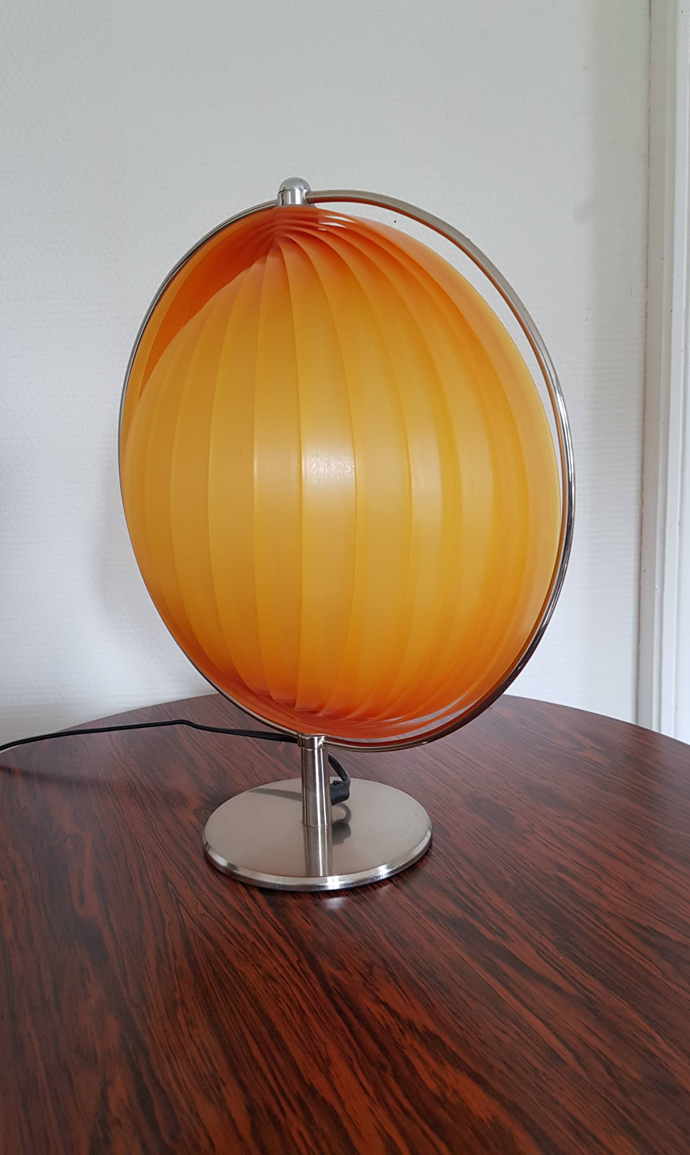 Design lamp