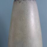 Vase au décor peint signé Jem Joseph Mure