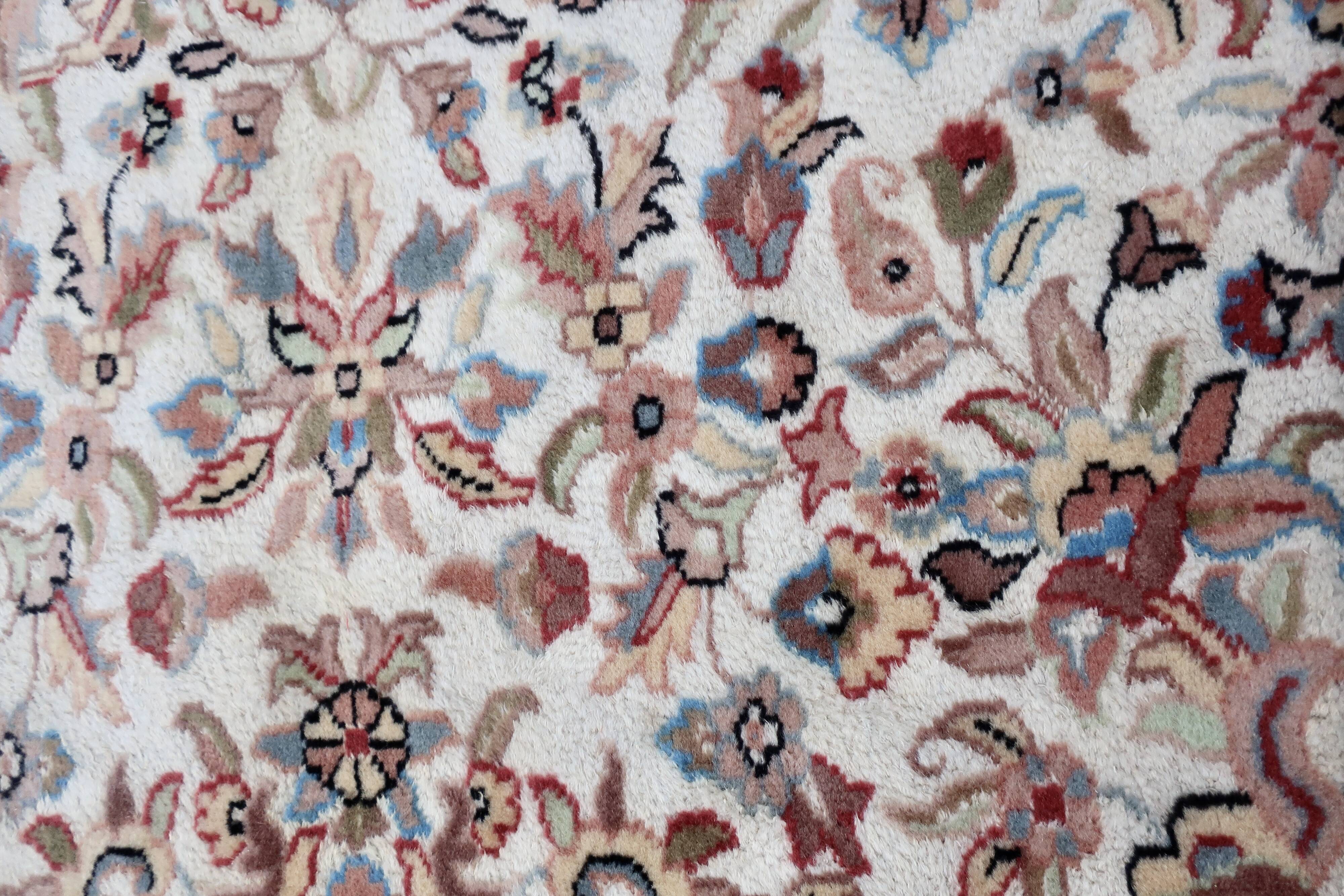 Punjab rug, India, 20th century, wool and silk, 245 x 160 cm