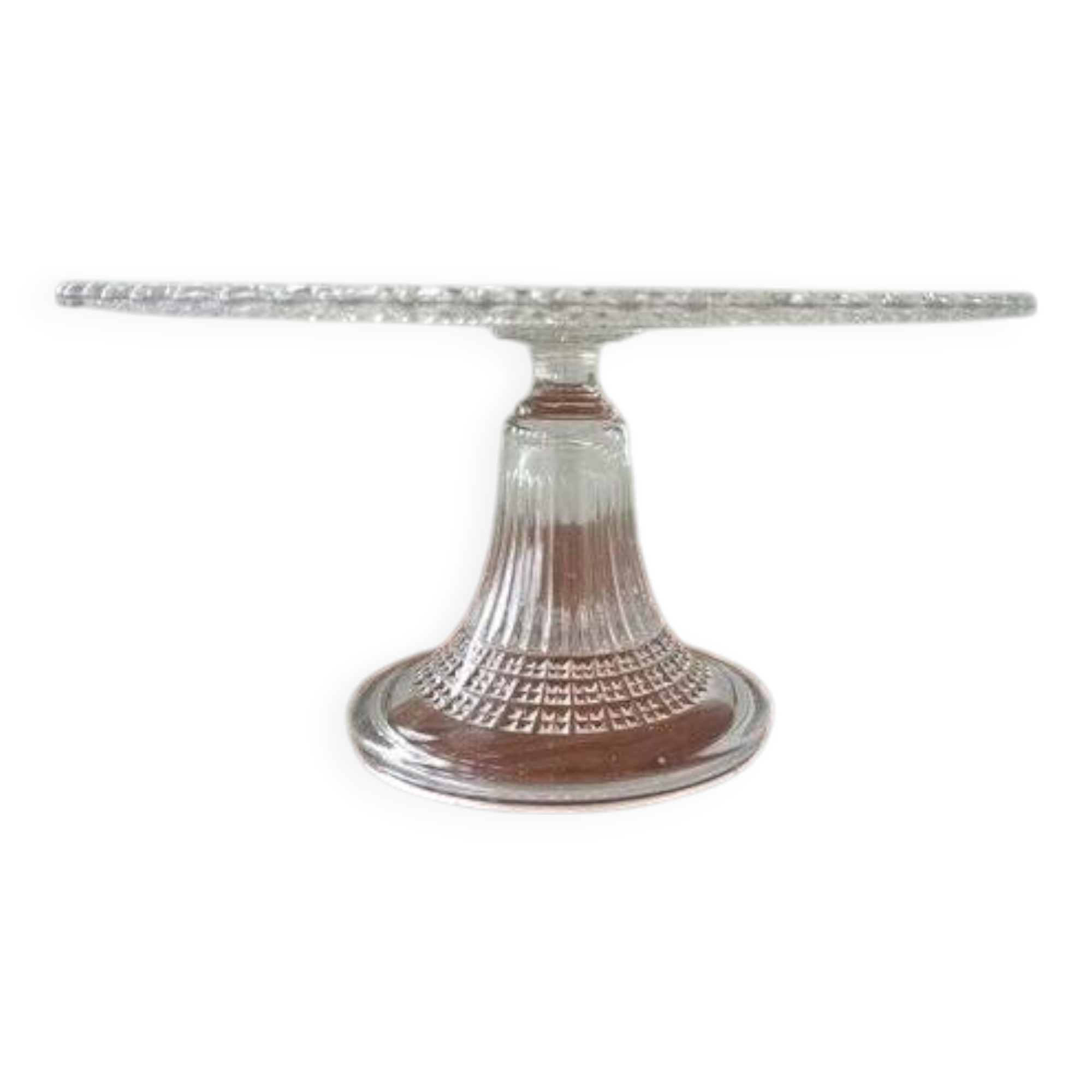 Serving dish on pedestal
