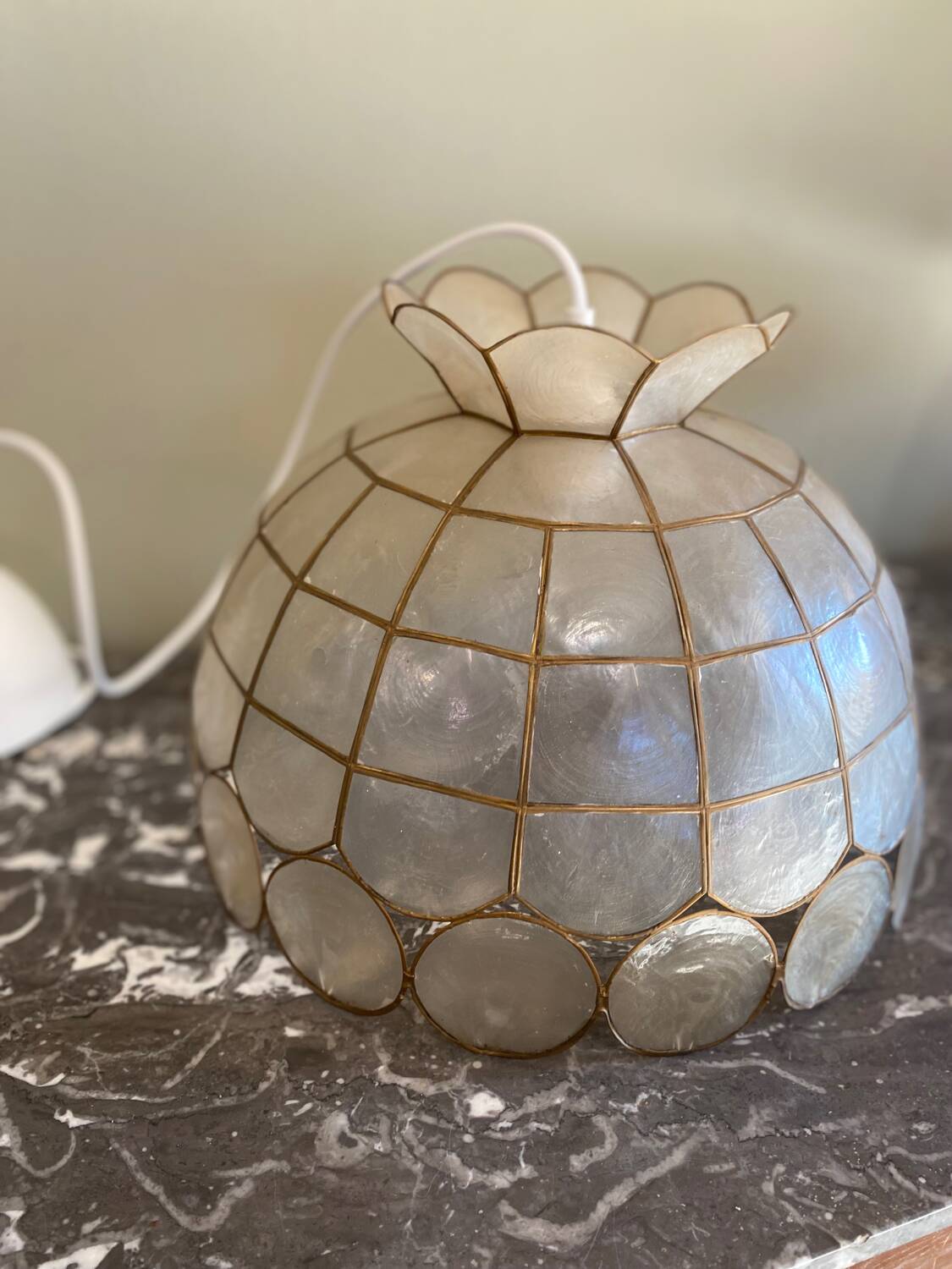 Vintage mother-of-pearl pendant light