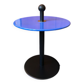 Memphis pedestal table