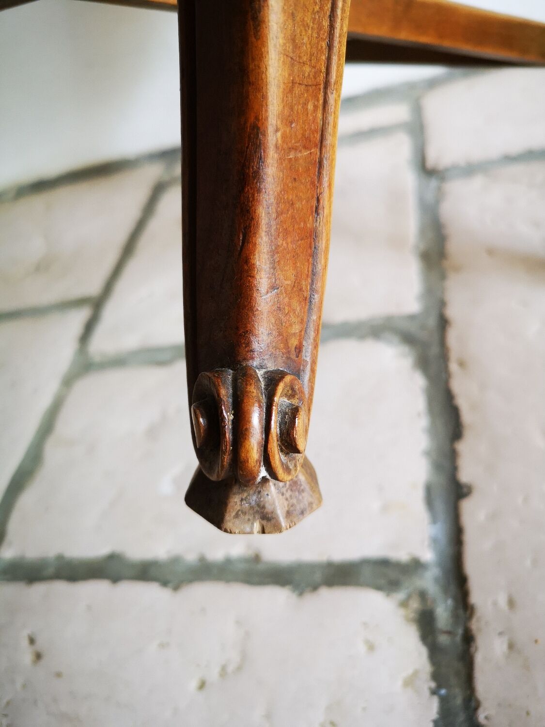 Set of 6 straw chairs