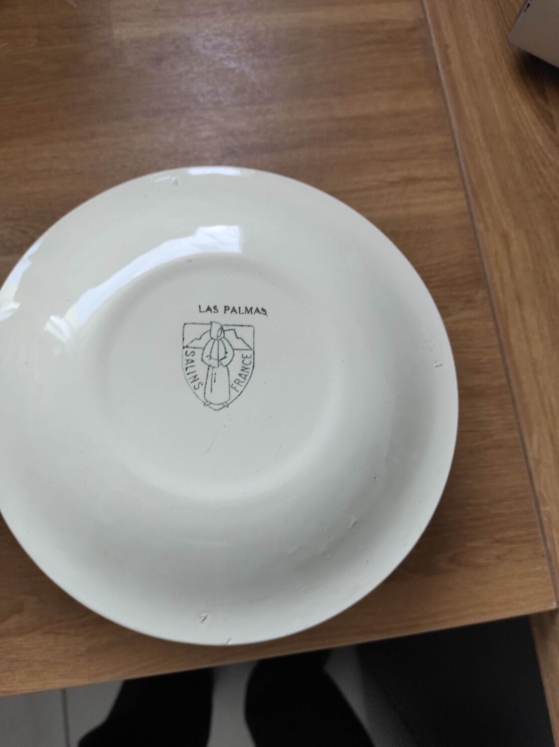 Service plates Salins France Las Palmas
