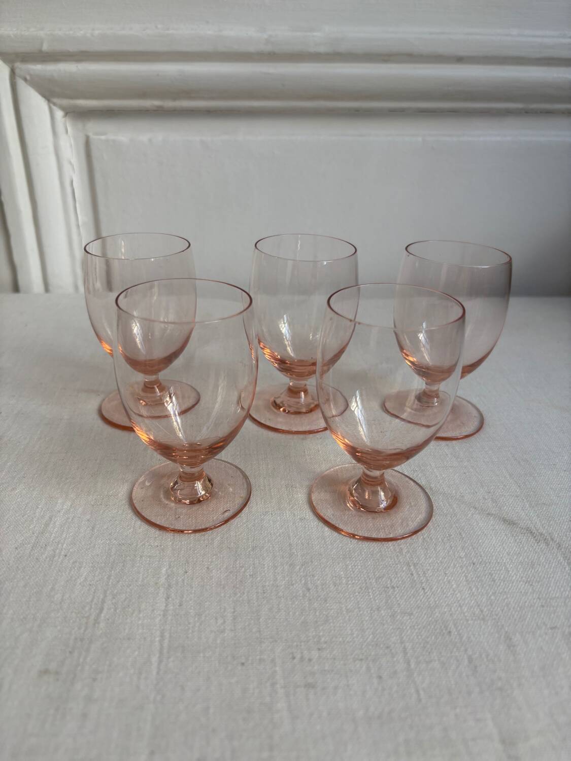 Set of 5 small pink crystal stemmed glasses