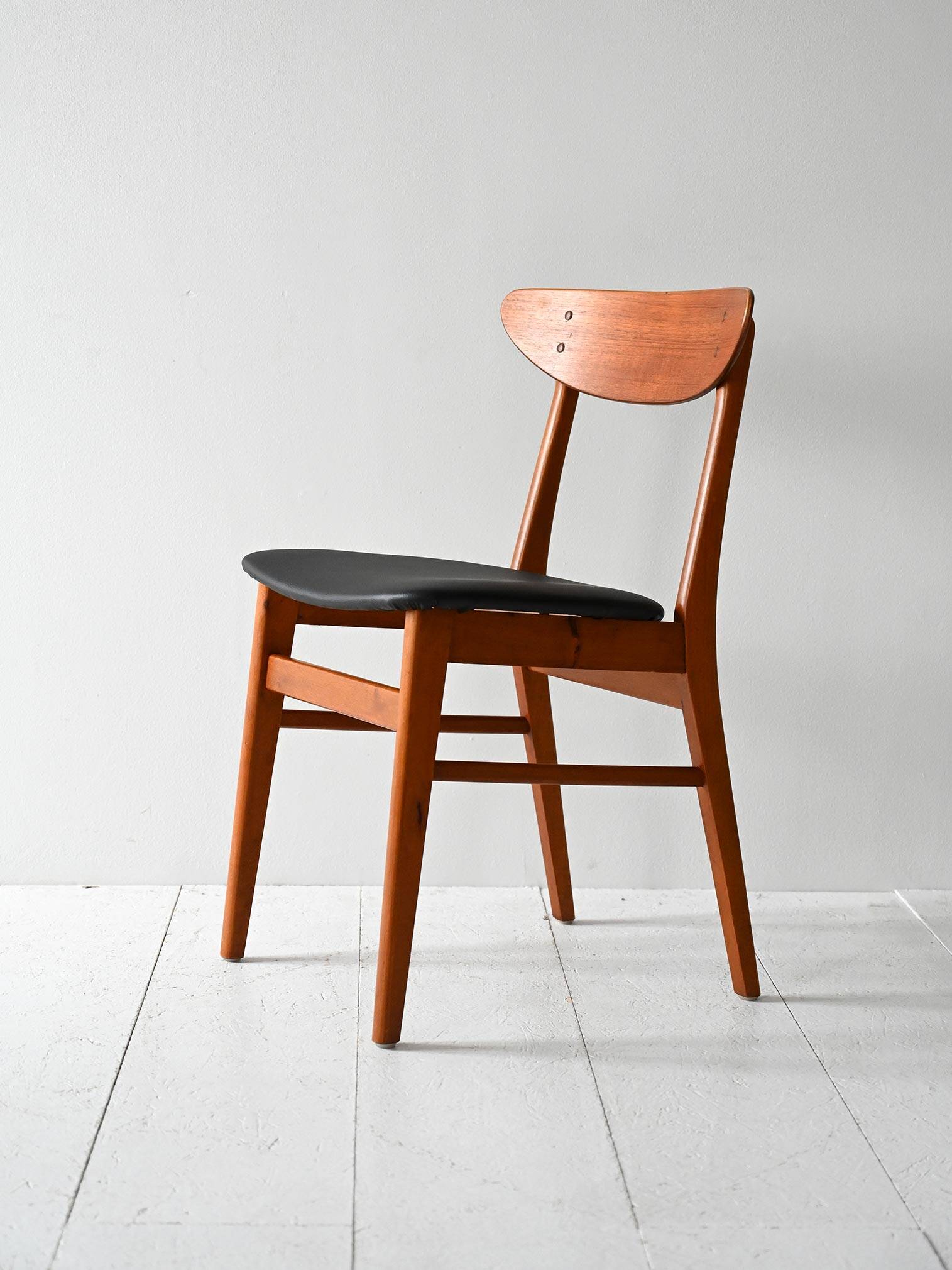 Quatre chaises danoises vintage en teck par Farstrup