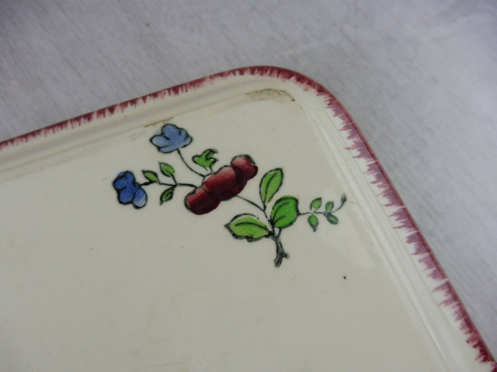 Old table mat décor Lorraine, ceramic from Gien