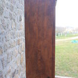 Corner store showcase