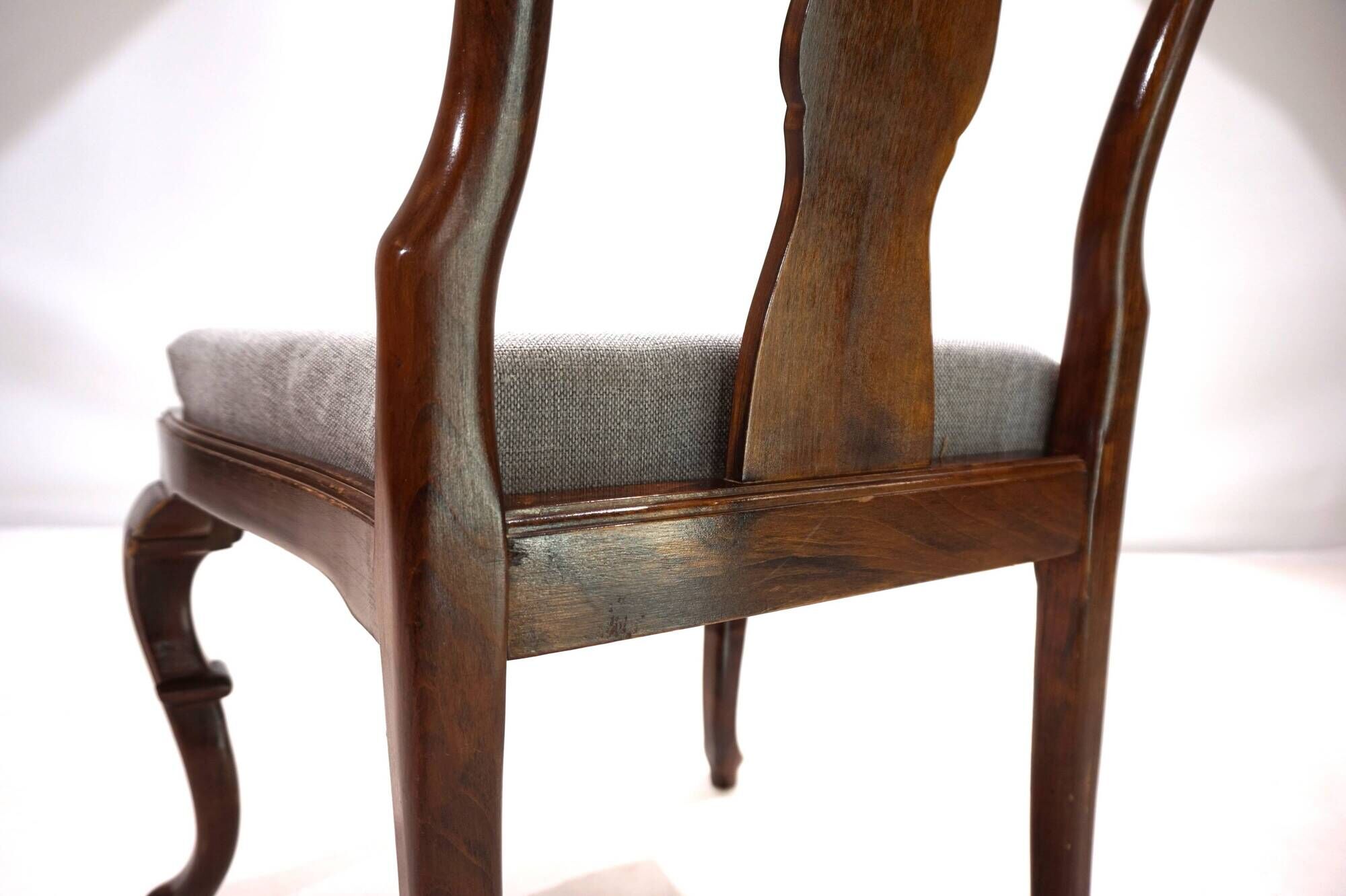 Lot de 5 chaises de salle à manger en acajou de style Reine Anne, 1920