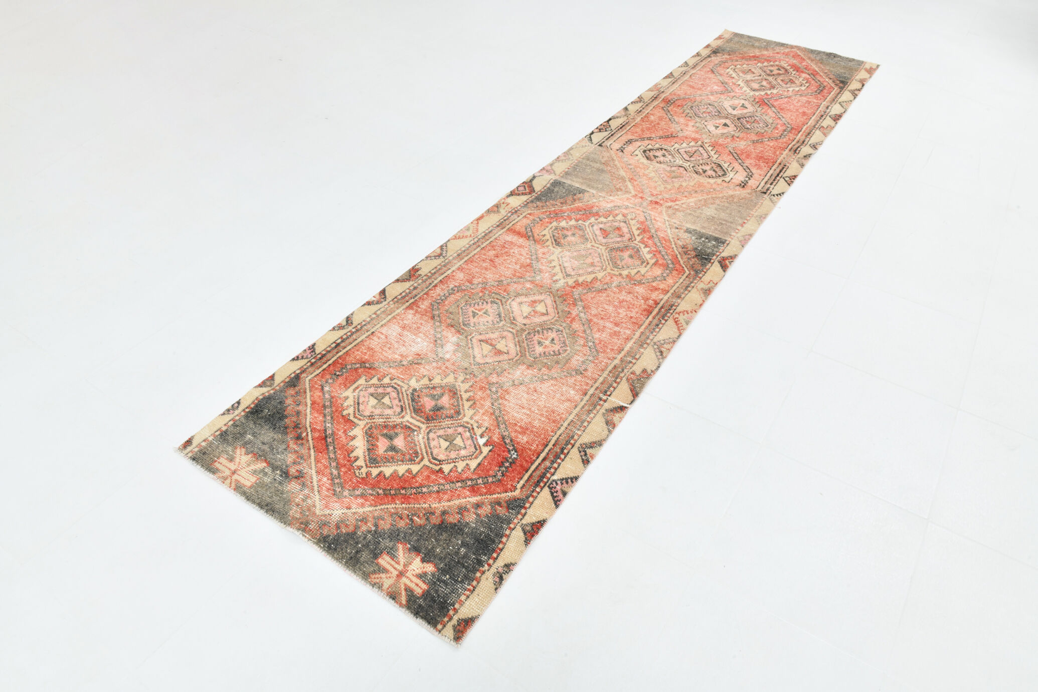3x12 Persian Classic Runner Rug, 85x356Cm