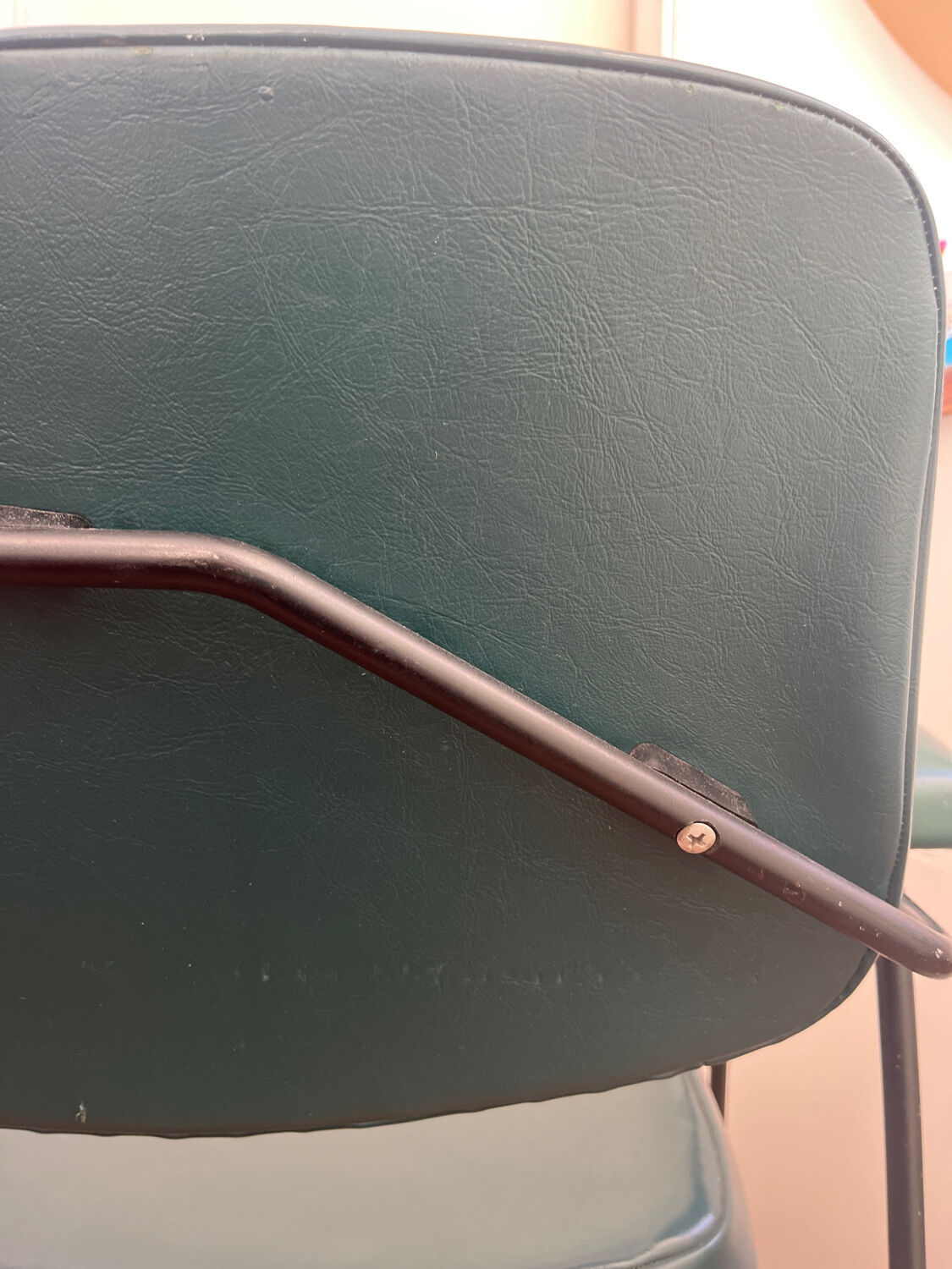 Chair Pierre Paulin CM197