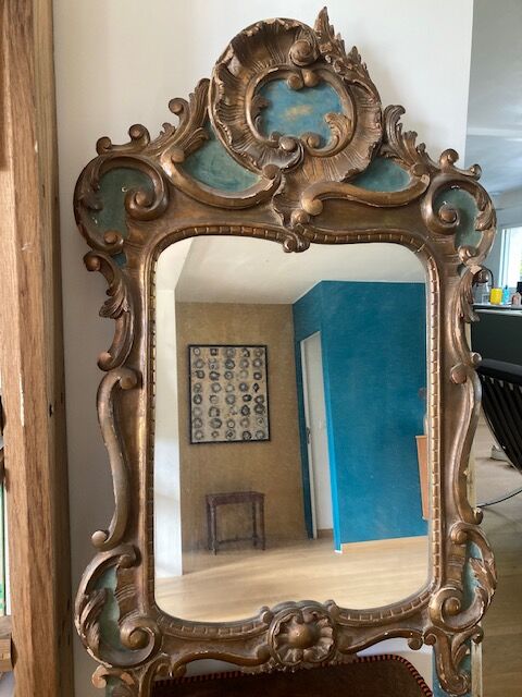 Rocaille style mirror