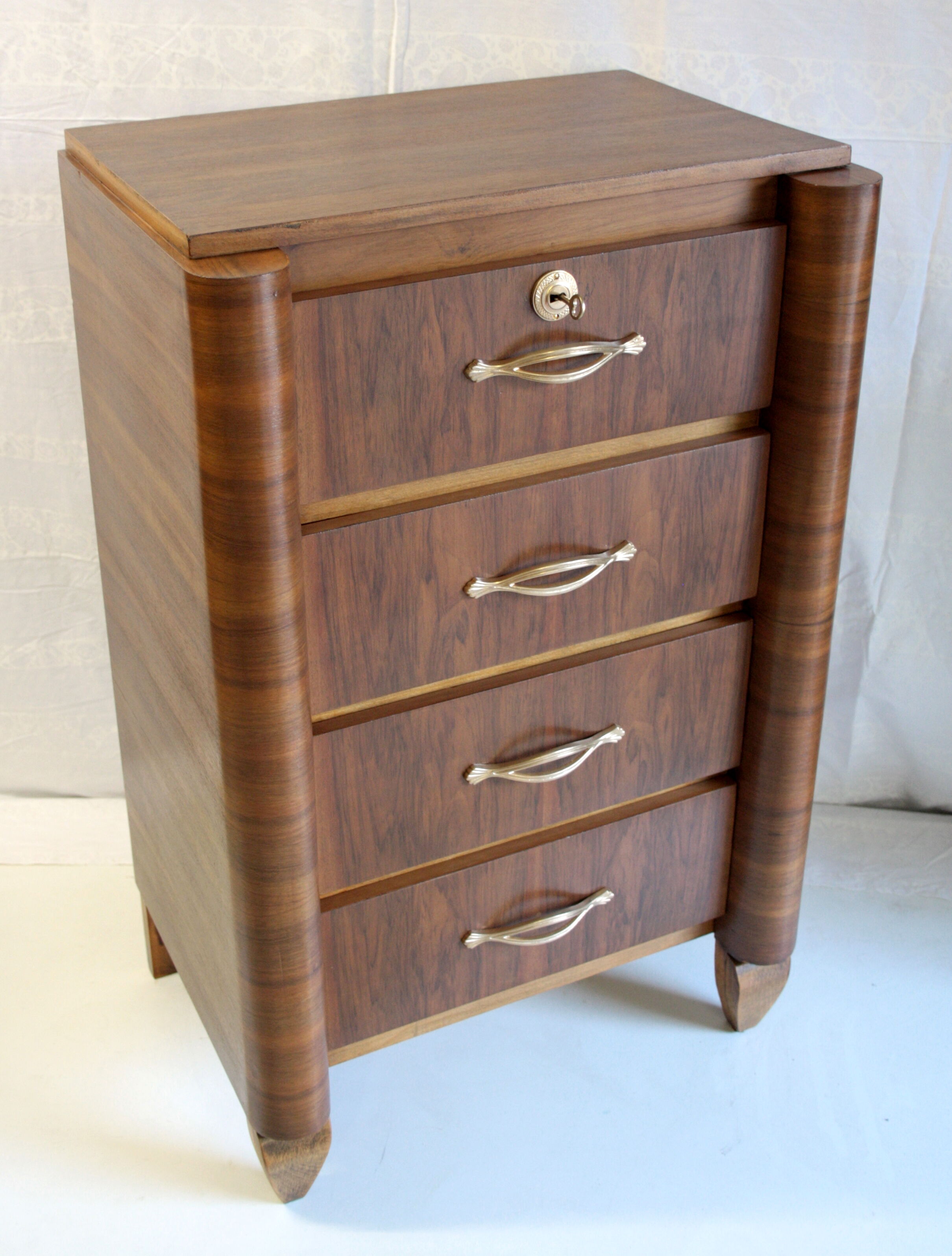 Chest Art deco  30, 40 years