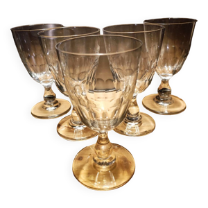 5 verres à vin anciens,