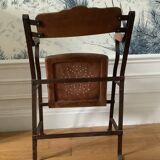 Wooden folding theater chair