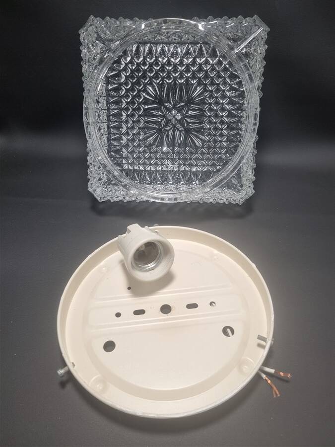 Square ceiling light