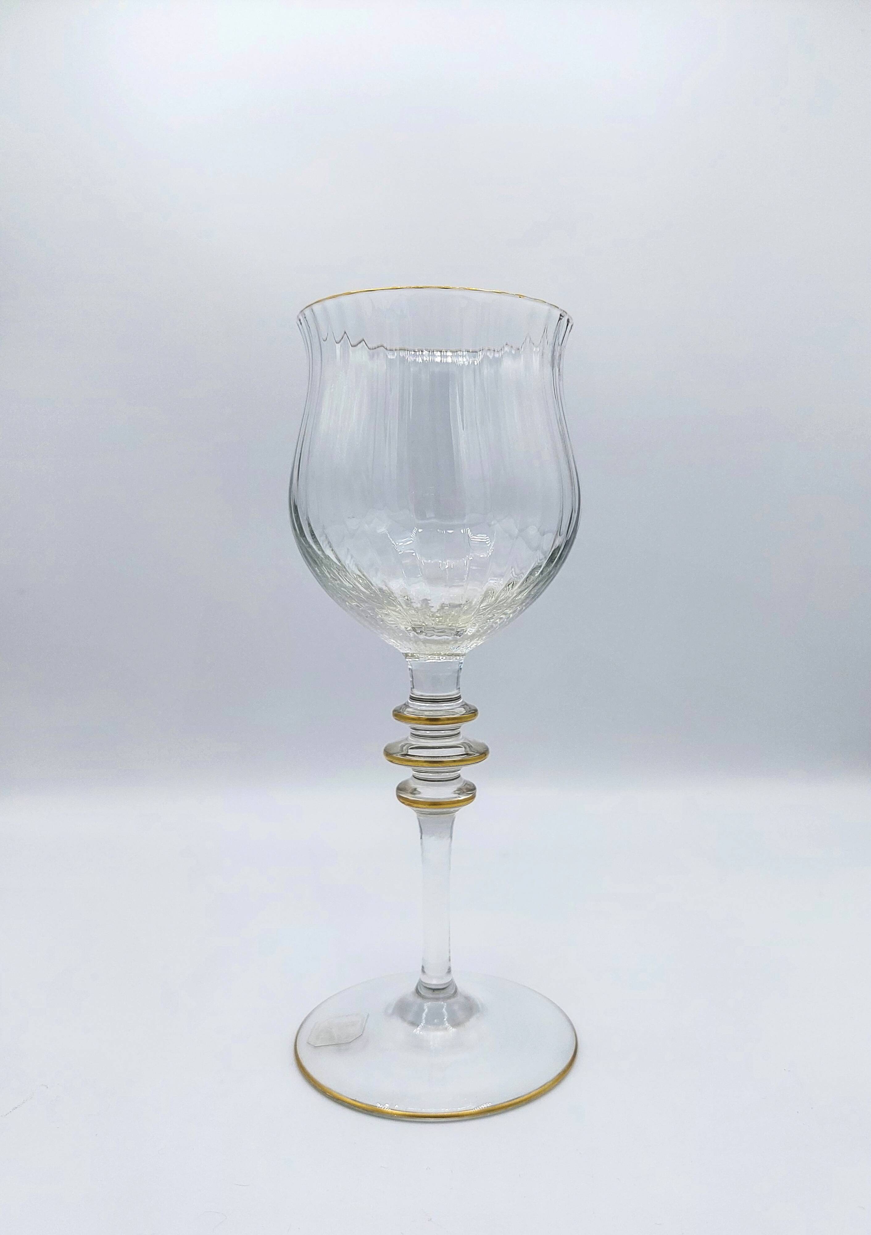 Set of 7 Galo crystal wine glasses