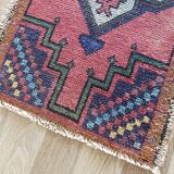 Small rug, Turkish vintage rug, Hand knotted rug,Mini door mat rug 48x85 Cm