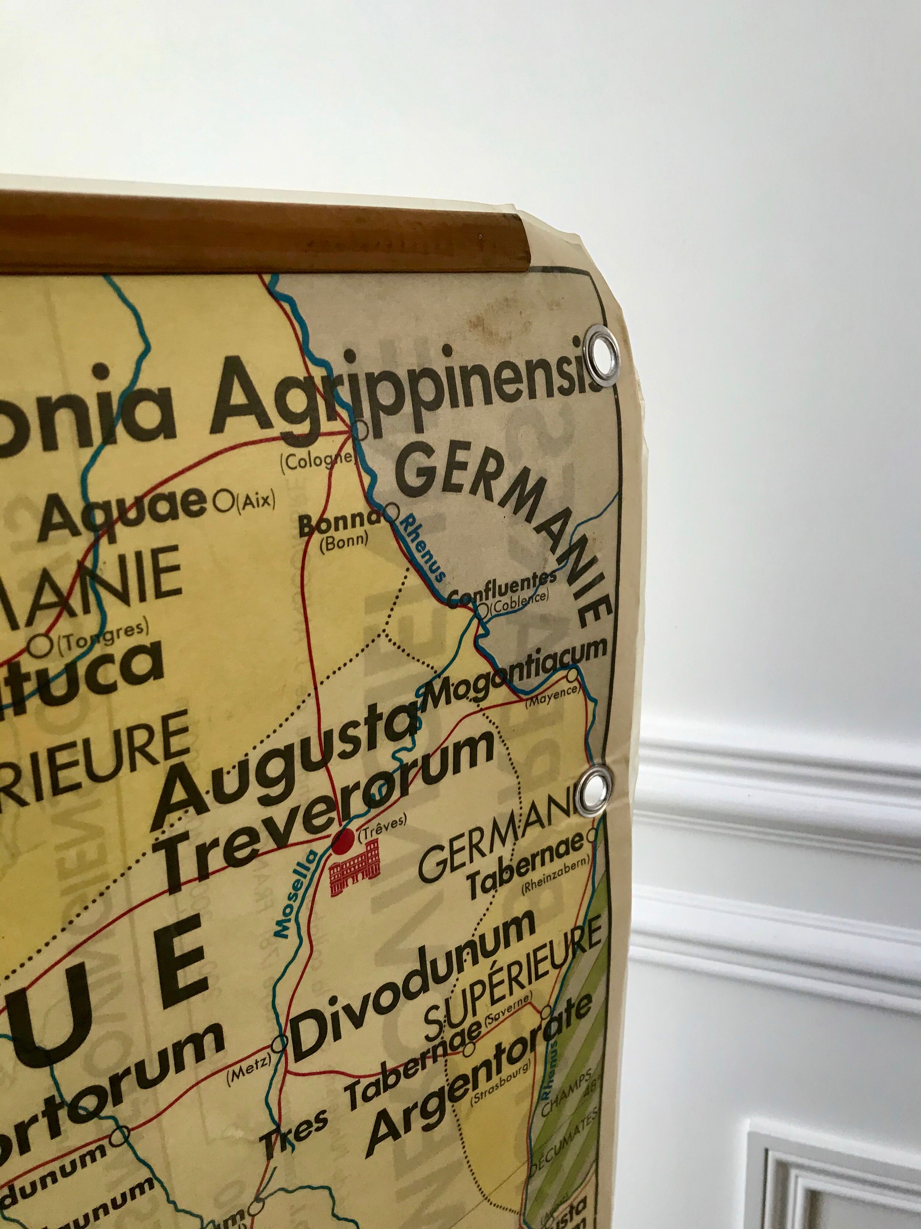 school map Librairie Armand Colin Reinhart and Wagret Roman Gaul with wooden hook 1970