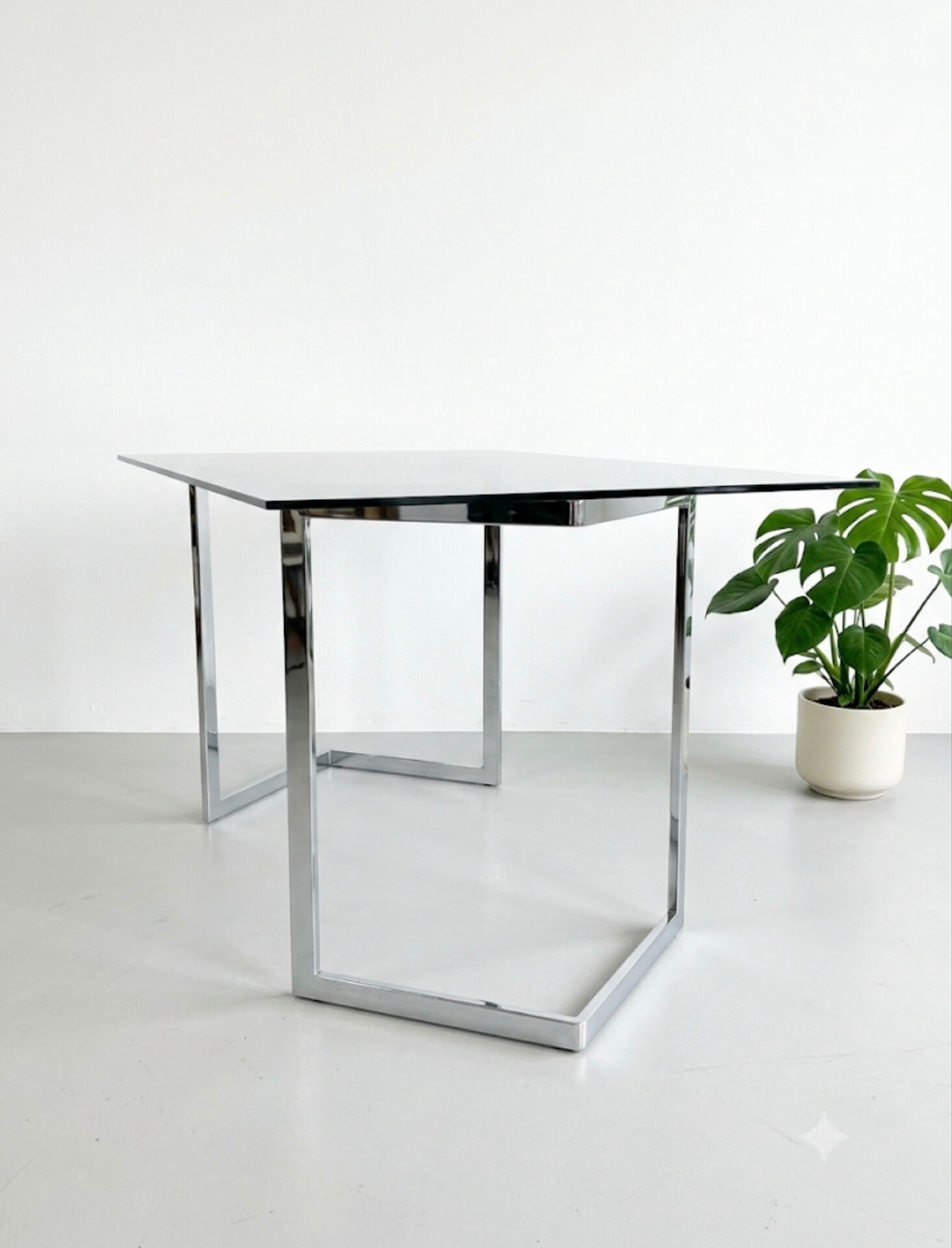 Table de salle à manger (ou bureau) moderniste dans le style de Renato