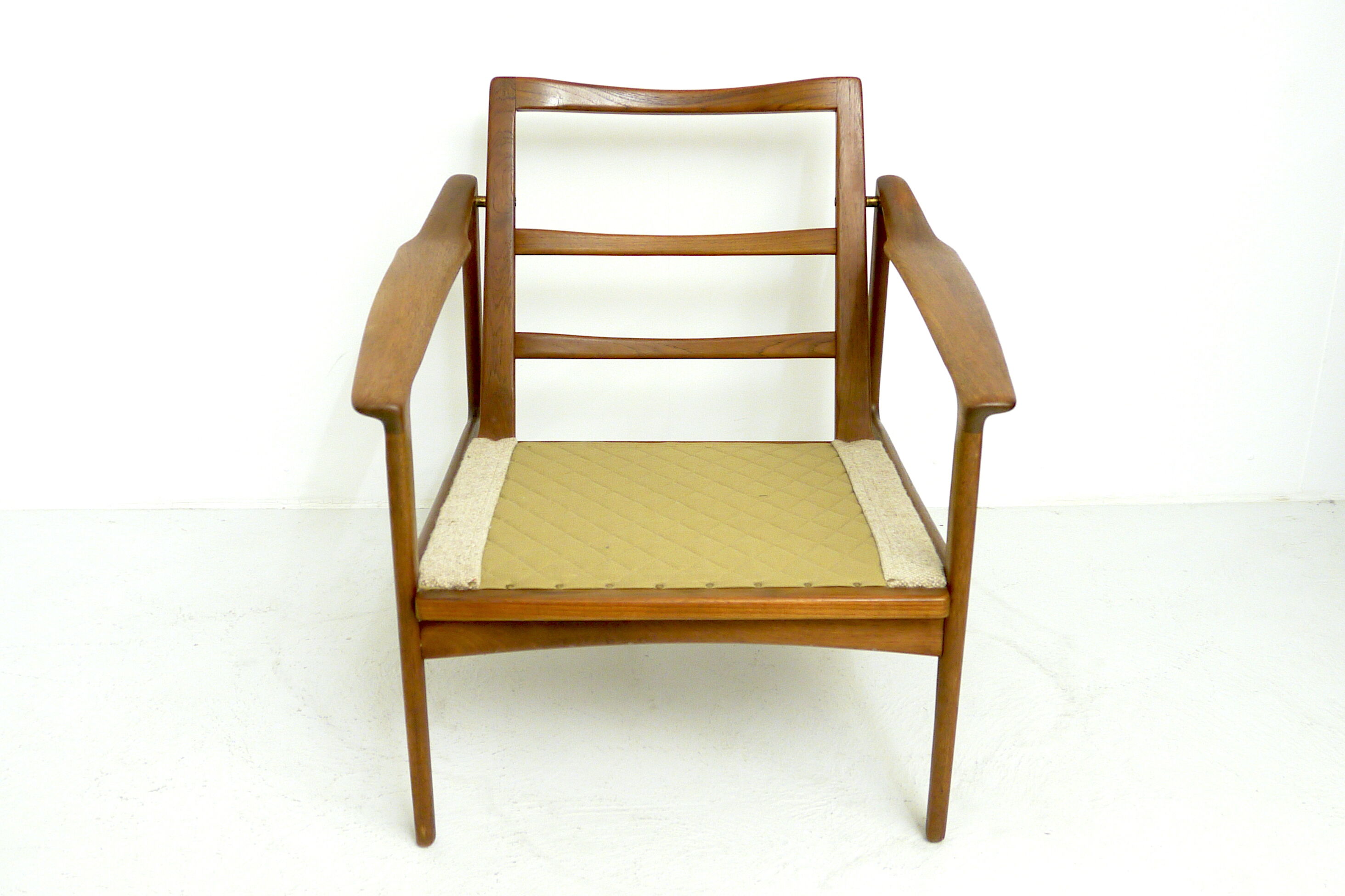 Fauteuil par Ib Kofod-Larsen 9160
