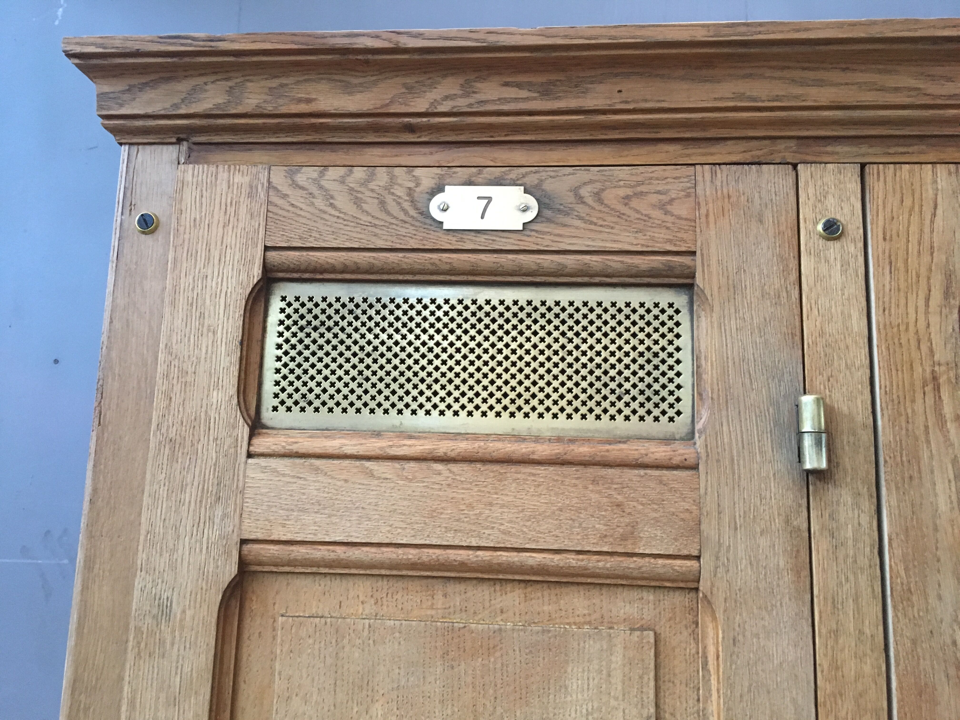 Former wardrobe of the Bank of France in light oak, 2 doors, years 30