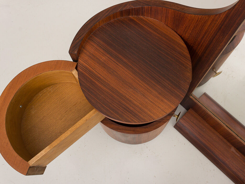 Art deco mirror cabinet with storage