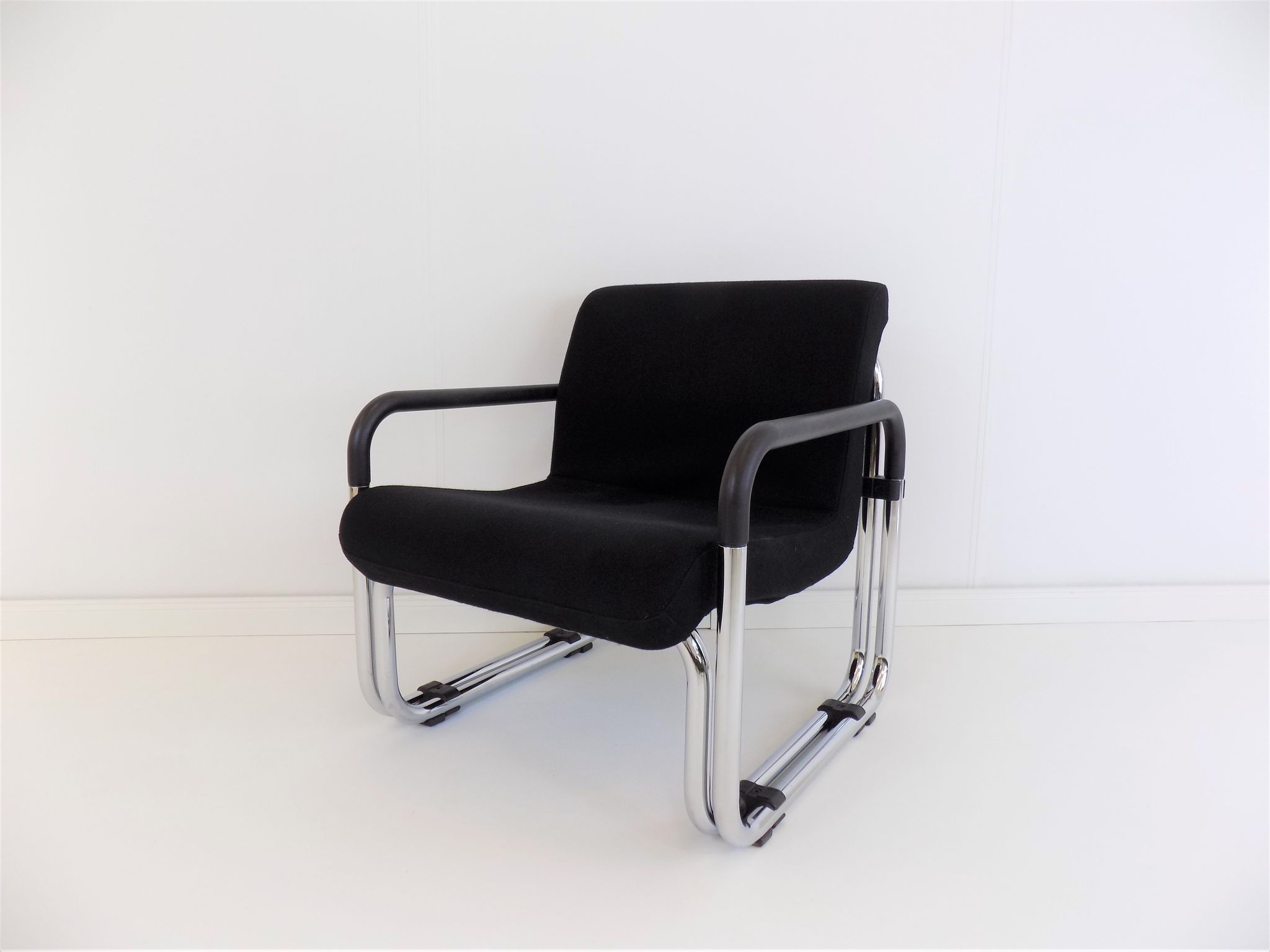 2 Cazzaro Bauhaus tubular steel armchairs